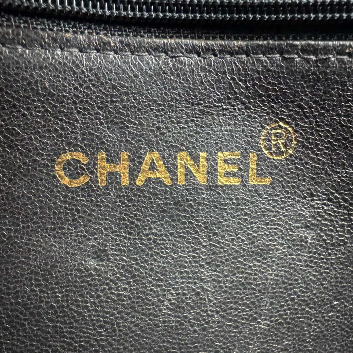 Chanel Black Grained Calfskin Shoulder Bag (Pre-Owned)