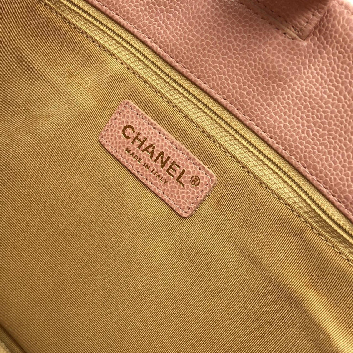 Chanel Pink Grained Calfskin Shoulder Bag (Pre-Owned)