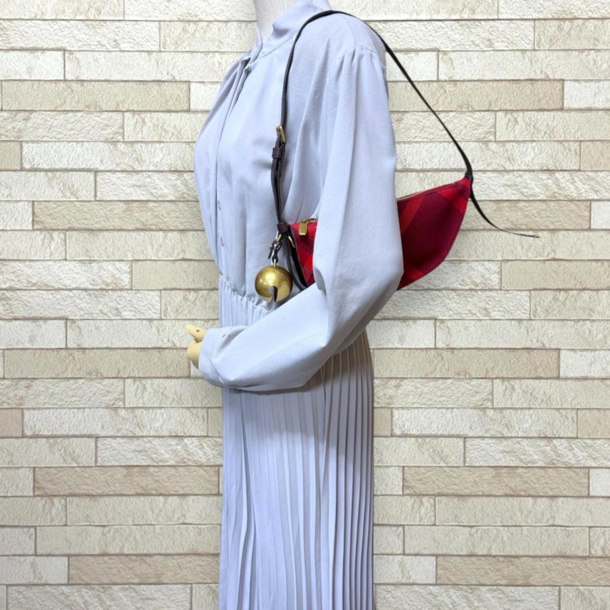 Burberry Red Color Canvas Shoulder Bag (Pre-Owned)