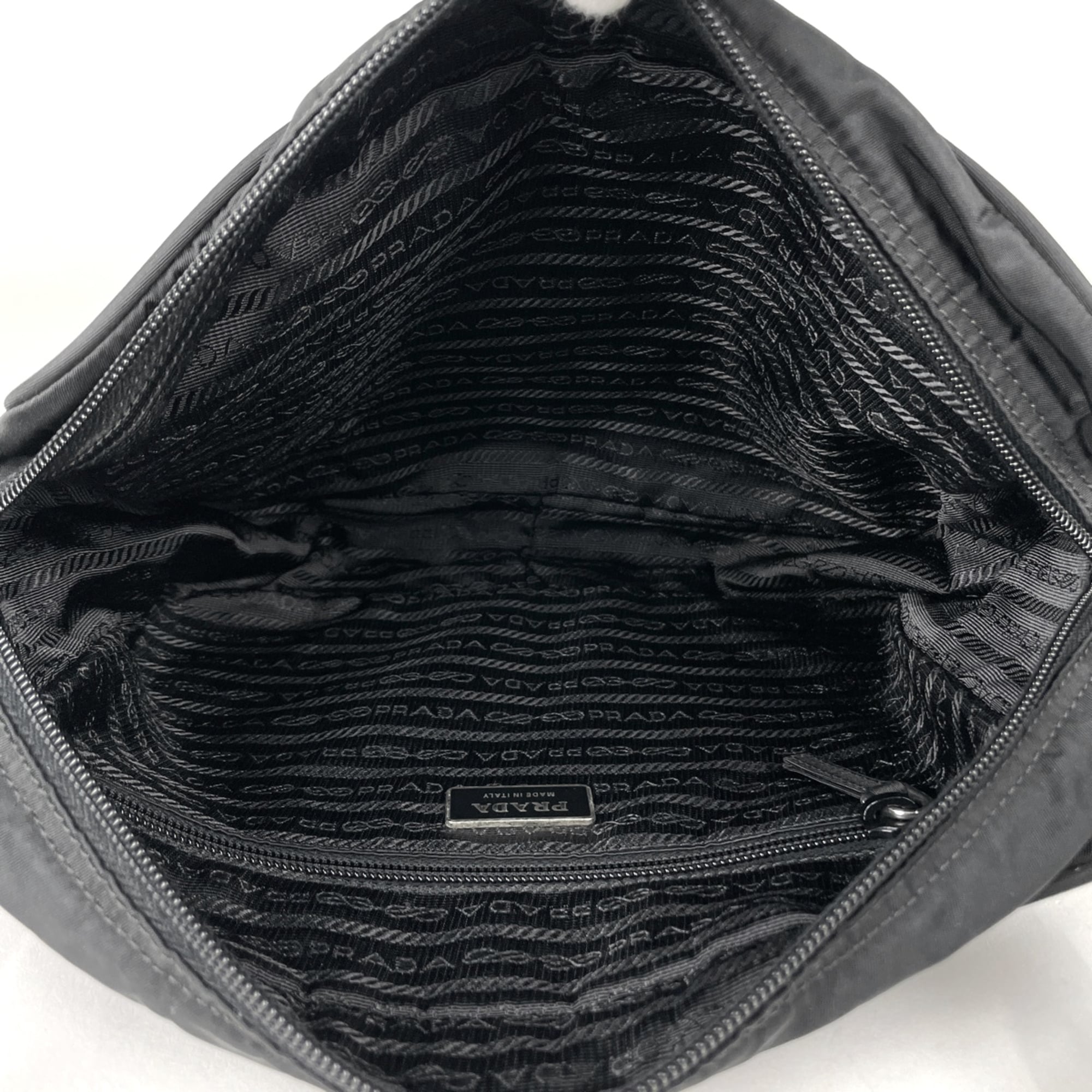 Prada Black Nylon Shoulder Bag (Pre-Owned)