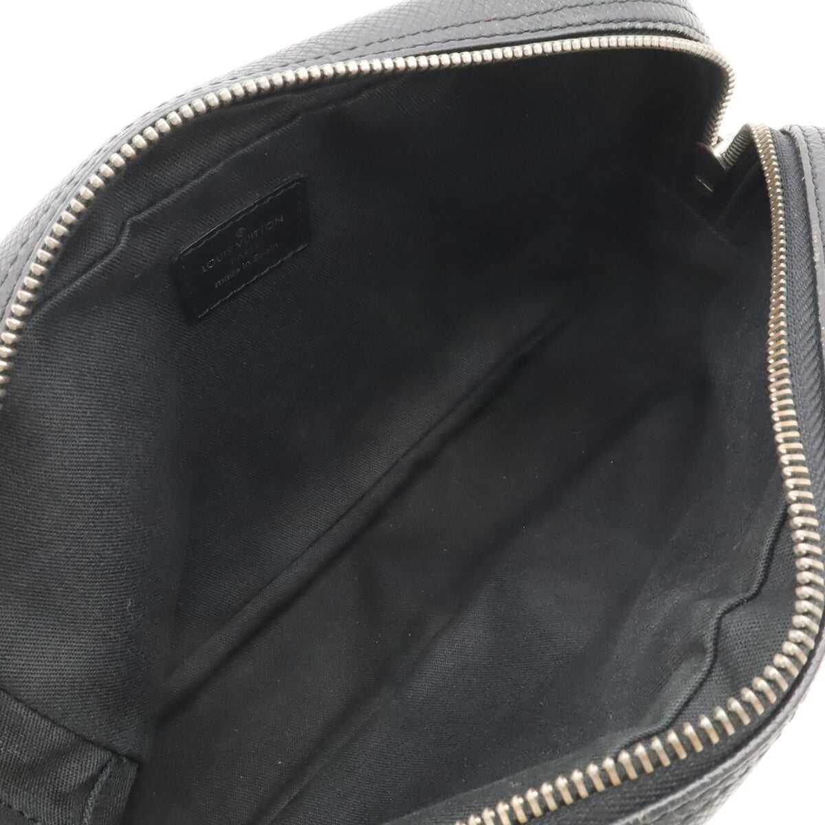 Louis Vuitton Black Leather Clutch Bag Handbag (Pre-Owned)