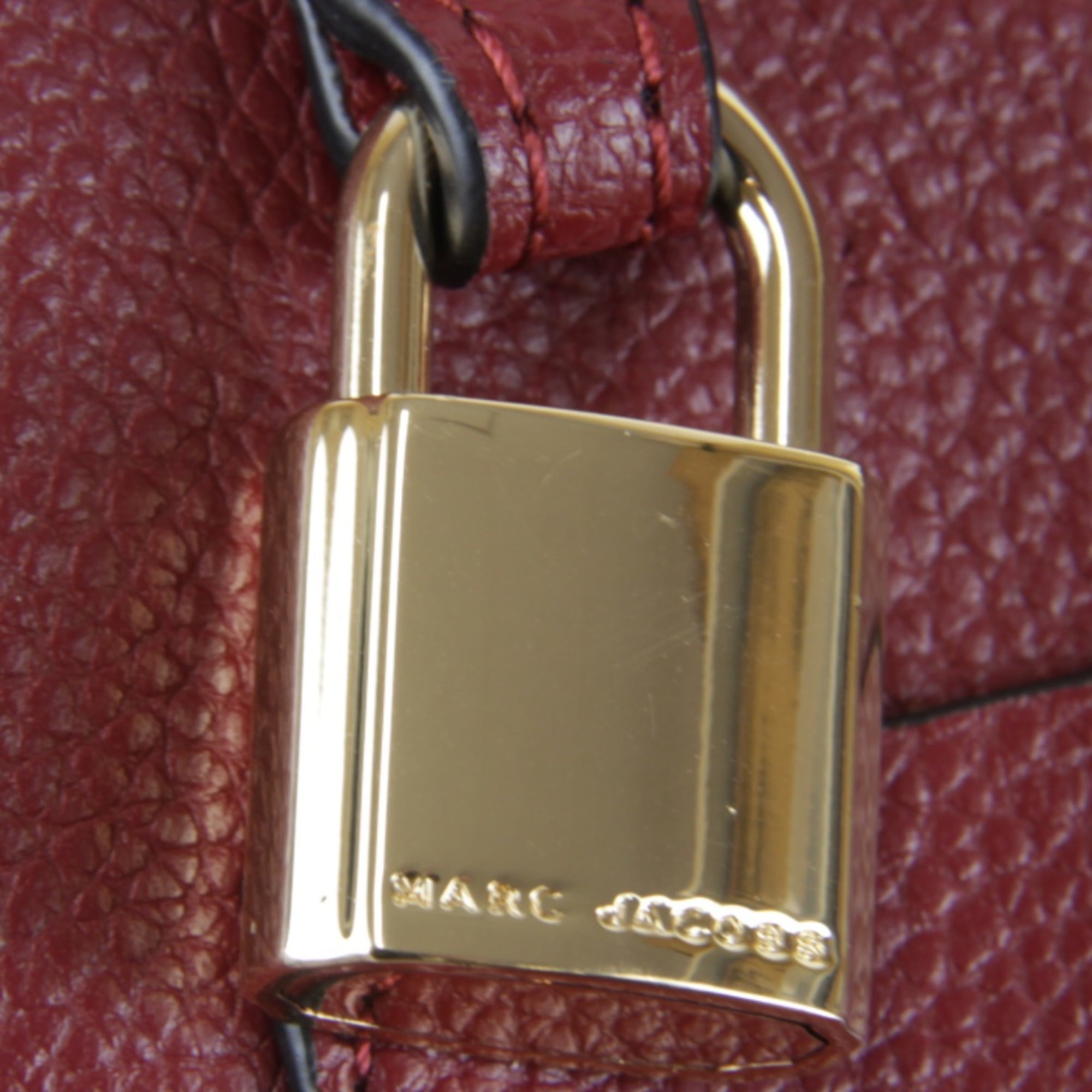 Marc Jacobs Red Color Wine Leather Shoulder Bag (Pre-Owned)