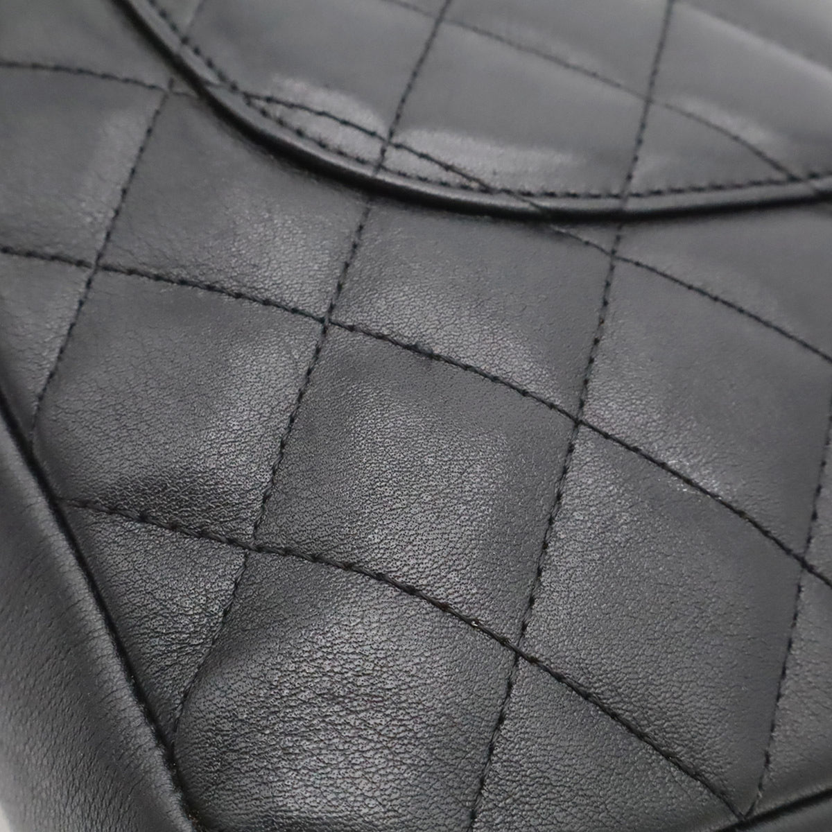 Chanel Ligne Cambon Black White Leather Shoulder Bag (Pre-Owned)