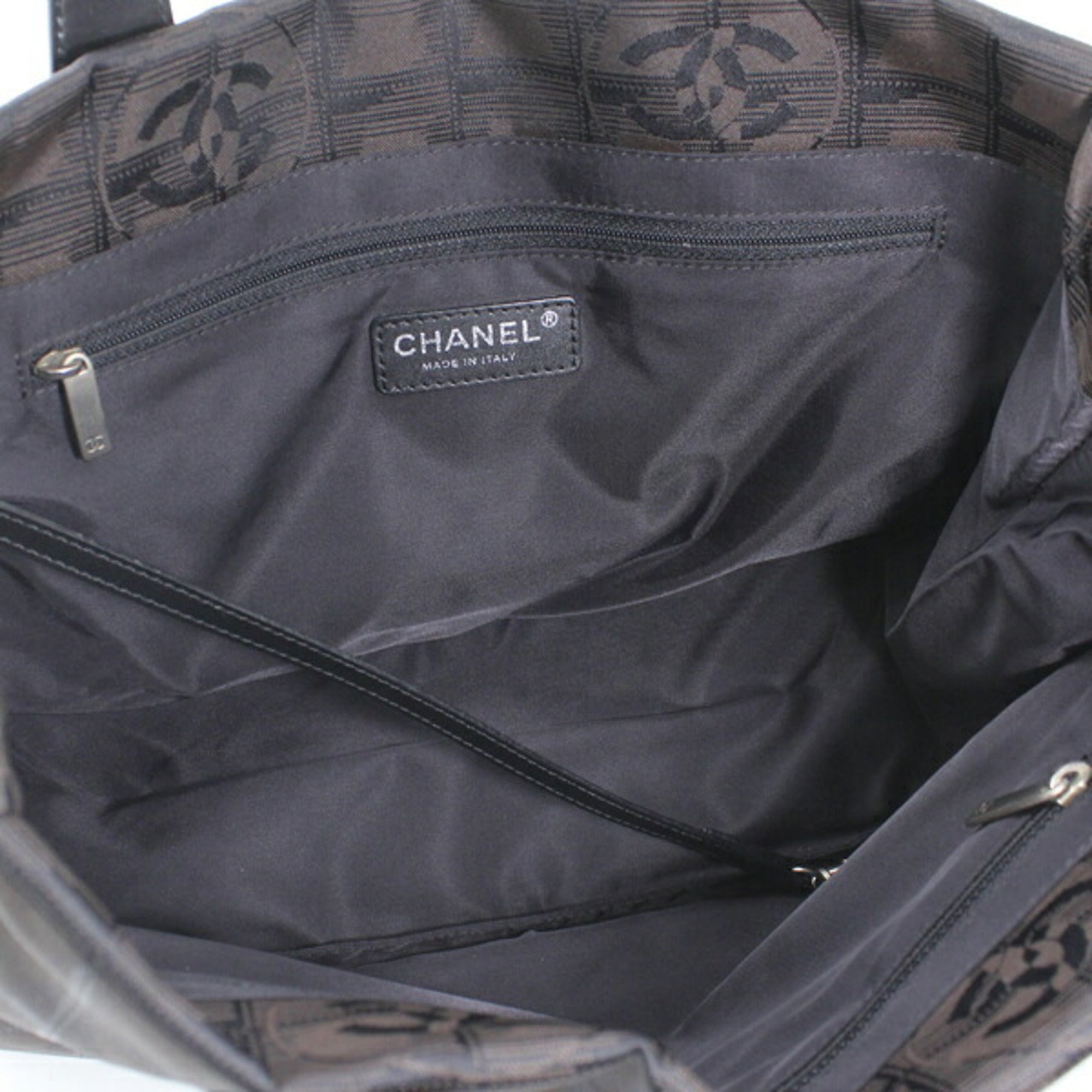 Chanel Brown Dark Brown New Travel Line Handbag Tote Bag (Pre-Owned)
