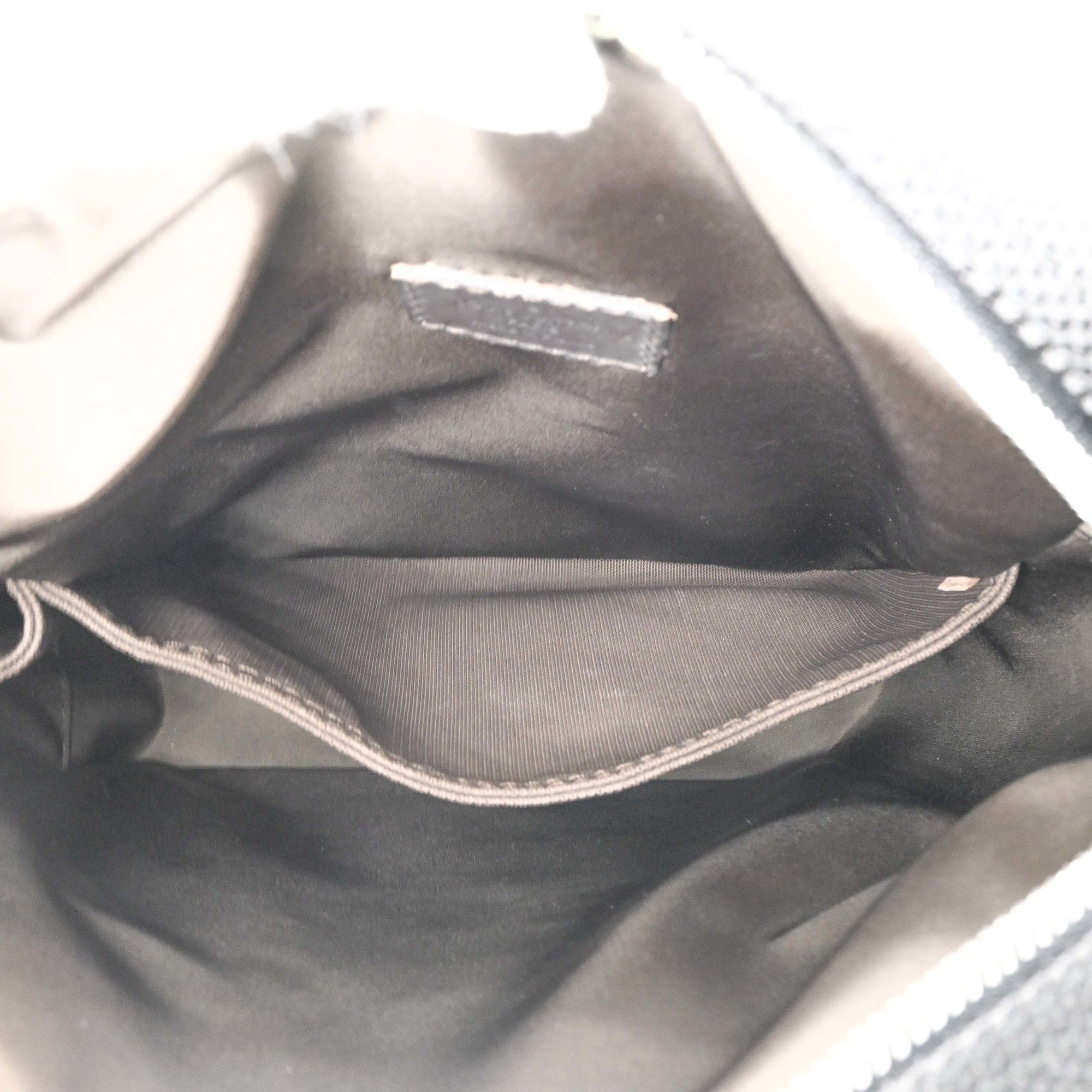 Louis Vuitton Black Damier Geant Shoulder Bag (Pre-Owned)