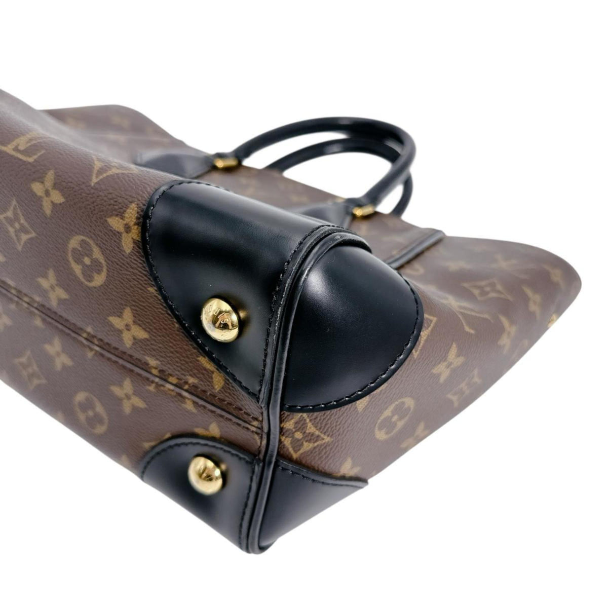 Louis Vuitton Brown Monogram Canvas Handbag (Pre-Owned)