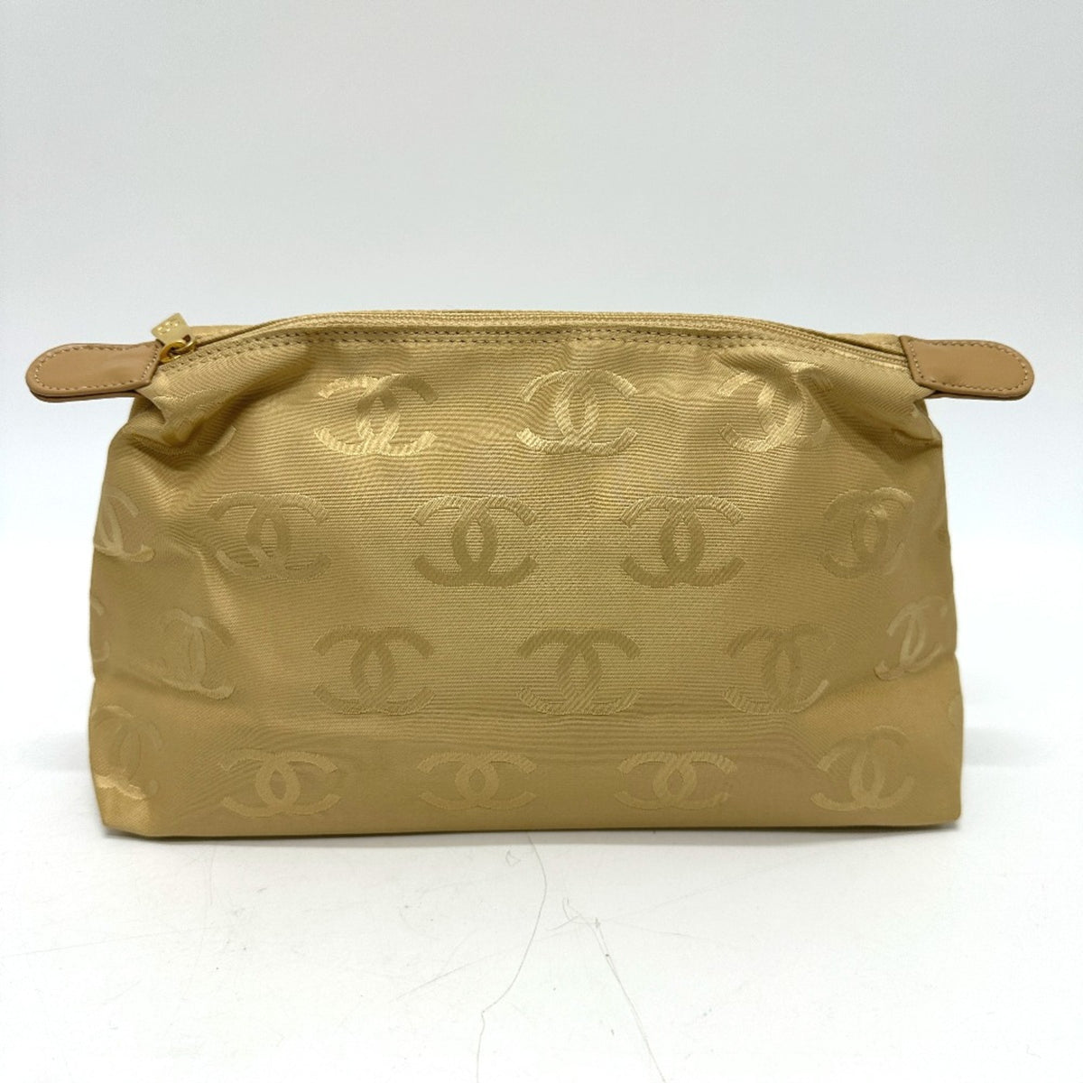 Chanel Beige Leather Tote Bag (Pre-Owned)