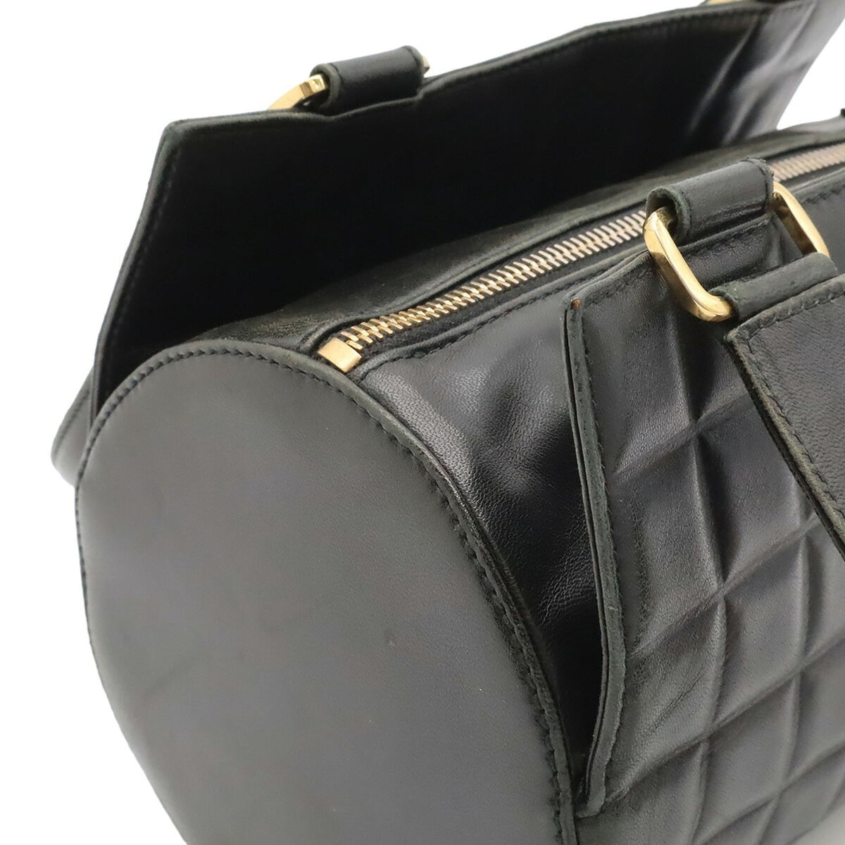 Chanel Black Leather Handbag (Pre-Owned)