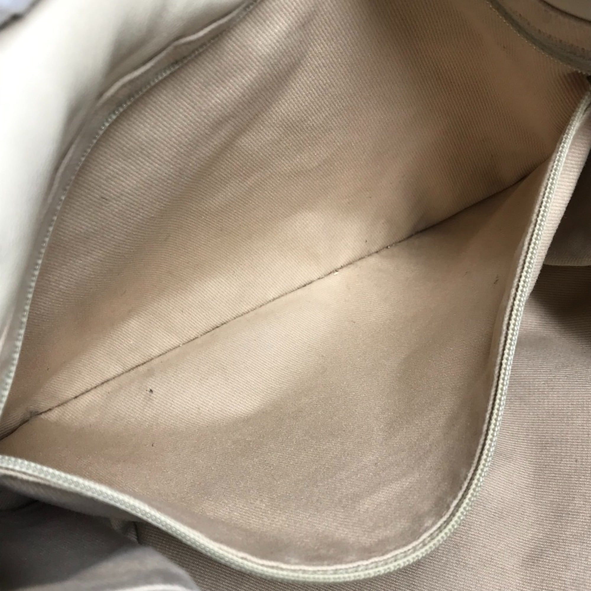 Chanel Beige White Leather Shoulder Bag Tote Bag (Pre-Owned)