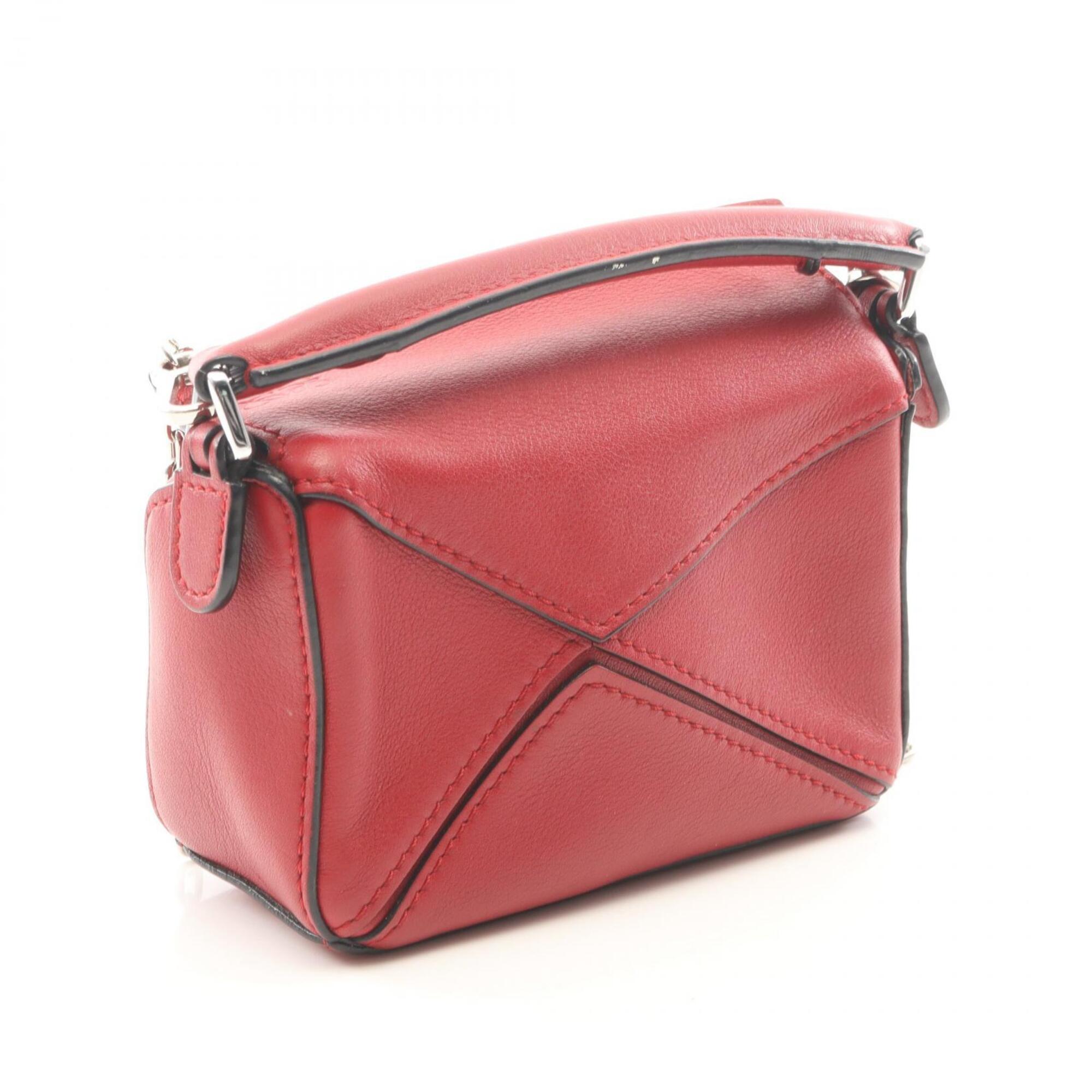 Loewe Red Color Leather Handbag (Pre-Owned)