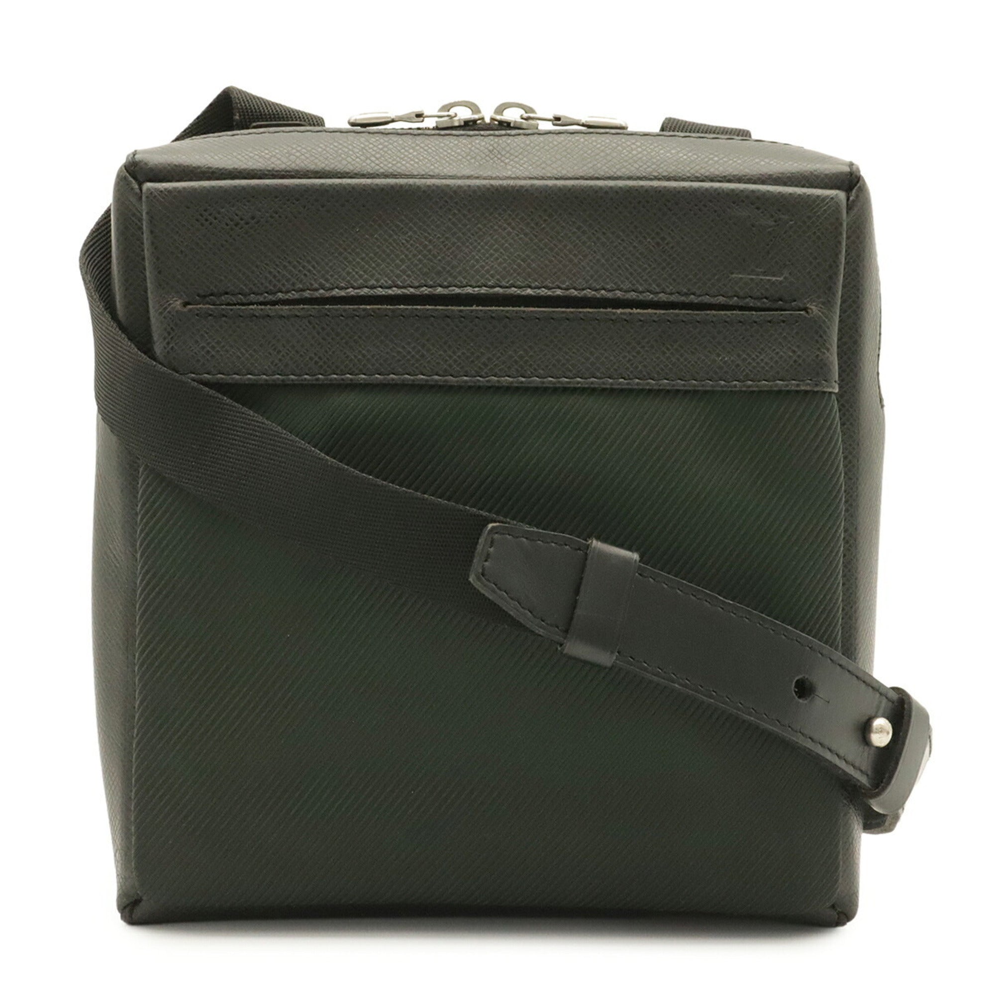 Louis Vuitton Ardoise Black Taiga Leather Shoulder Bag (Pre-Owned)