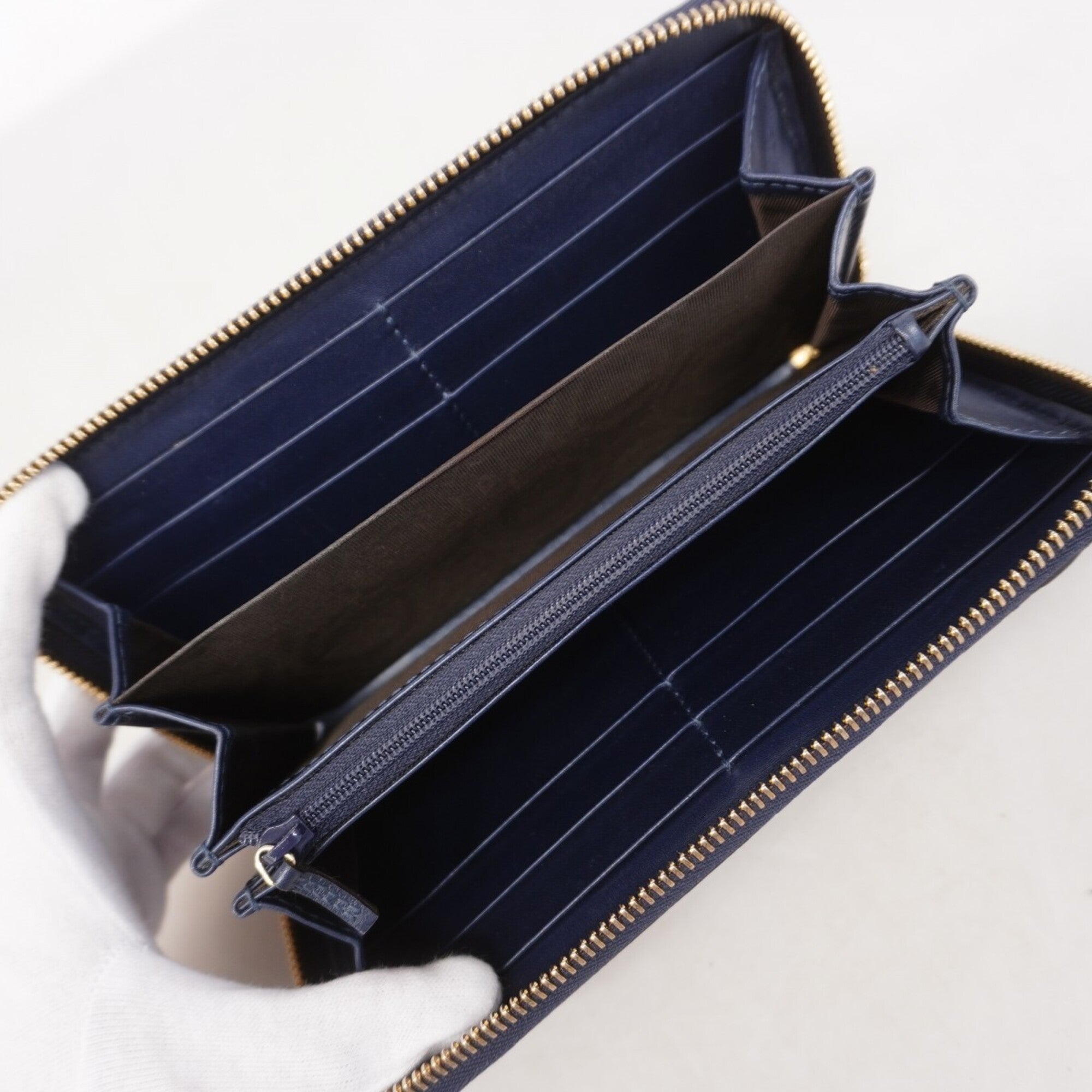 Gucci Blue Long Wallet (Bi-Fold) (Pre-Owned)