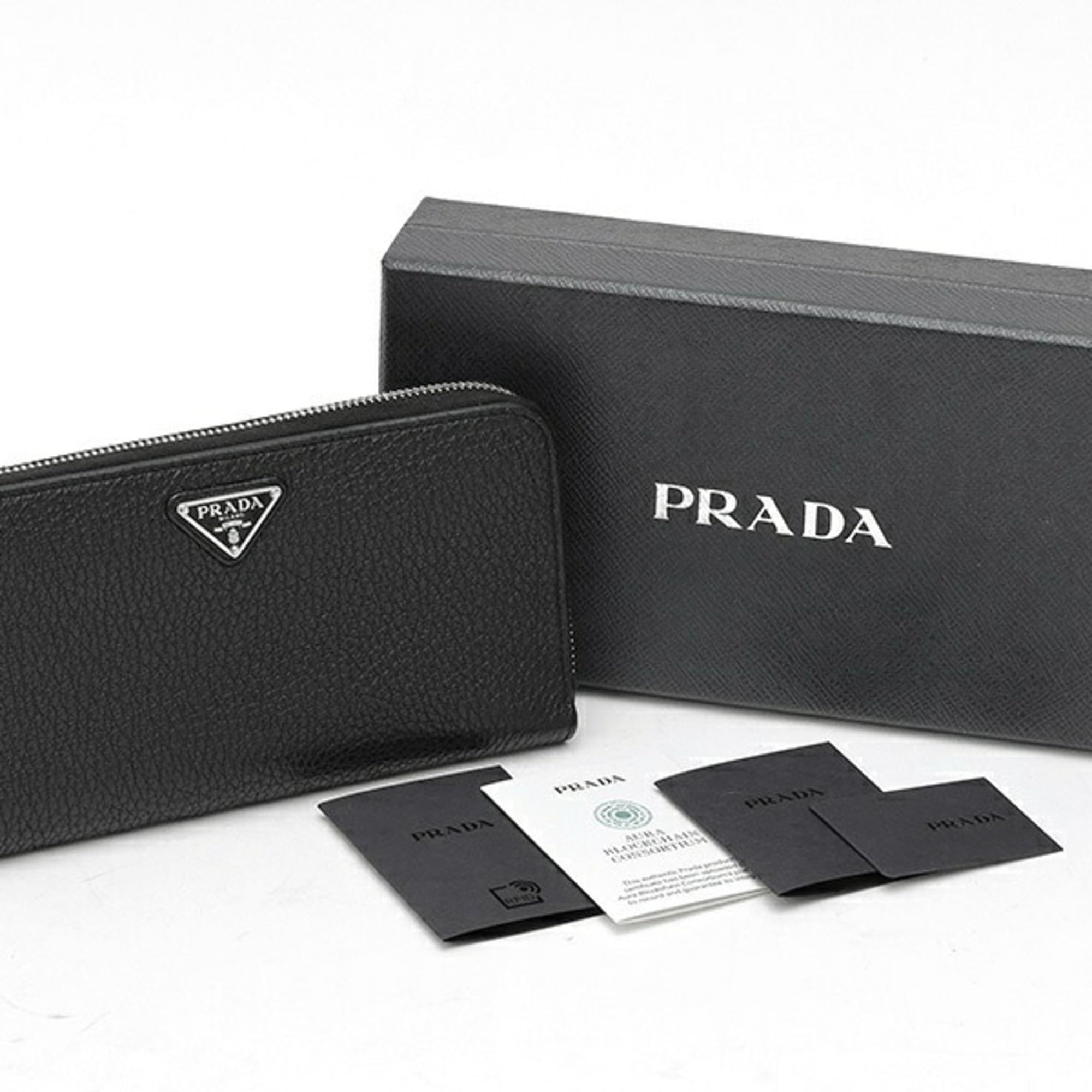 Prada Black Leather Long Wallet (Bi-Fold) (Pre-Owned)