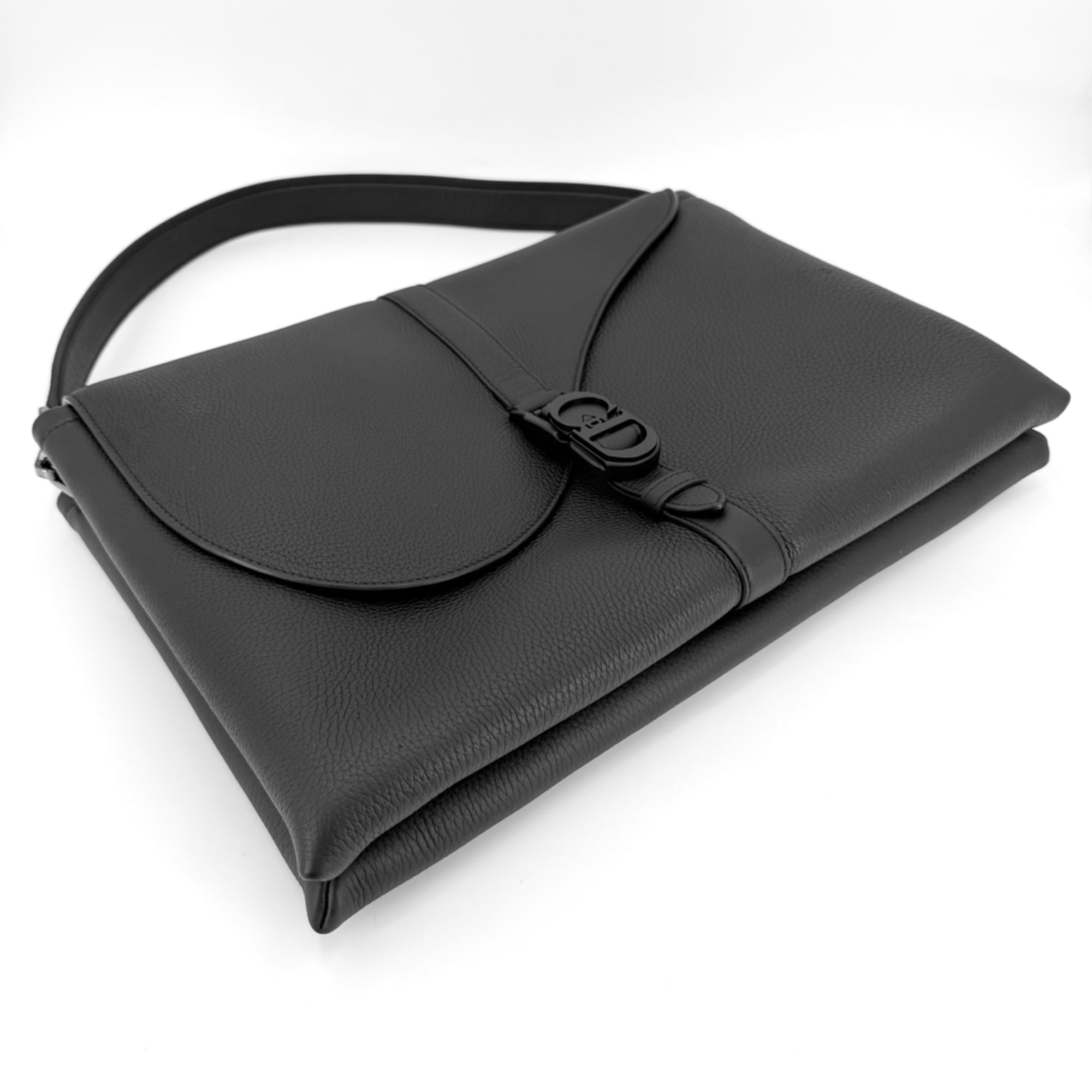 Christian Dior Black Leather Shoulder Bag (Pre-Owned)