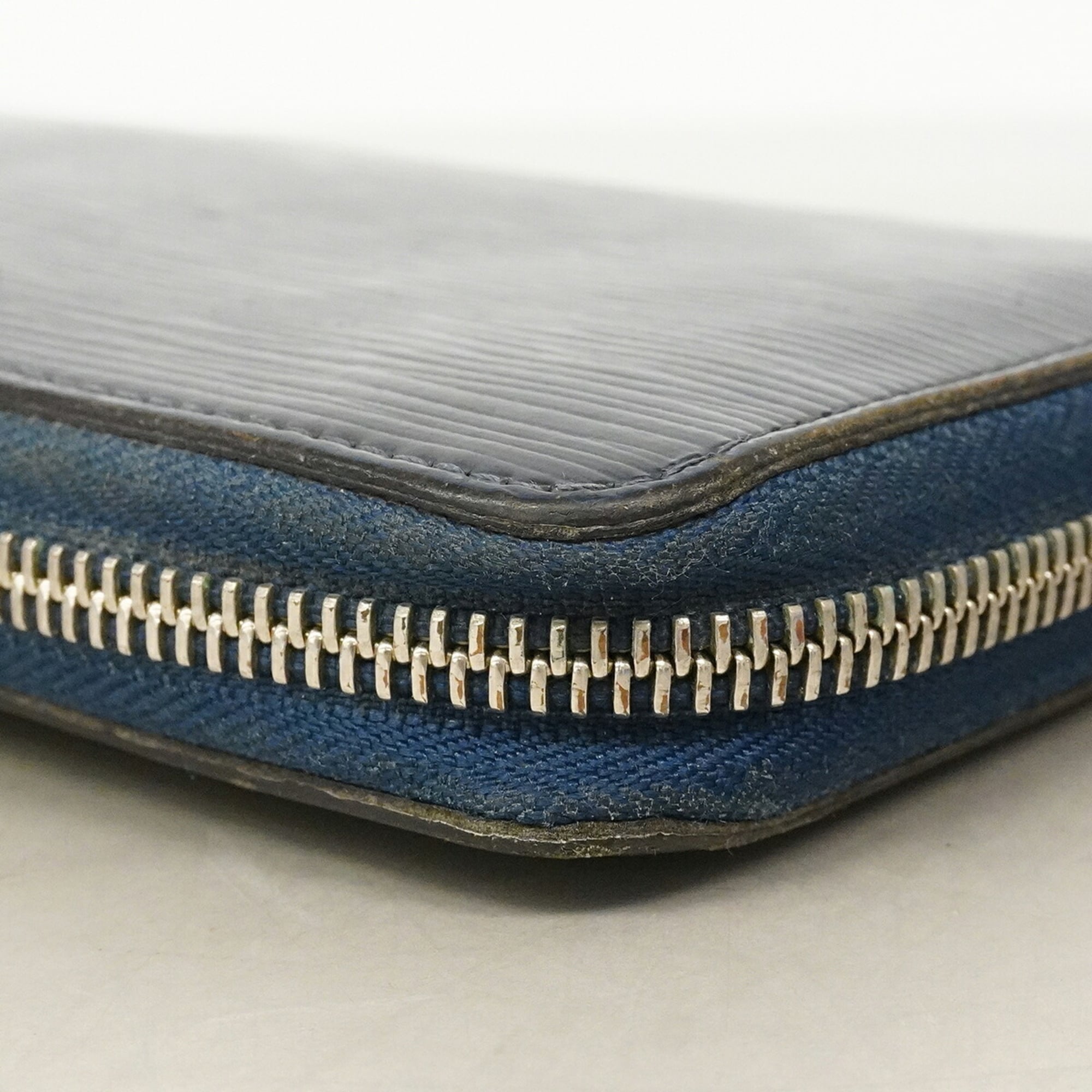 Louis Vuitton Navy Long Wallet (Bi-Fold) (Pre-Owned)