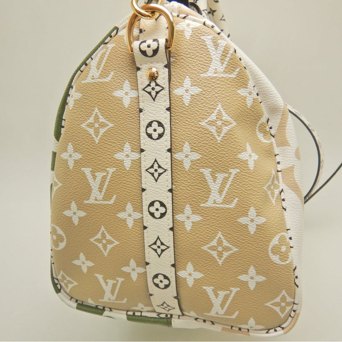 Louis Vuitton Beige Khaki White Coated Canvas Handbag (Pre-Owned)