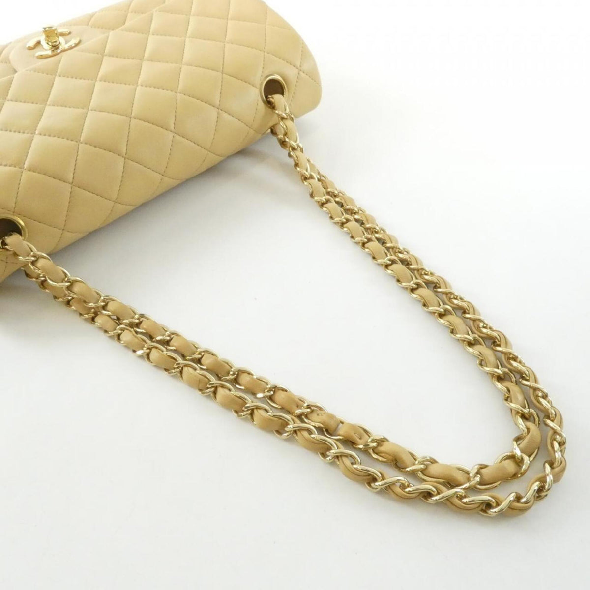 Chanel Beige Leather Shoulder Bag (Pre-Owned)