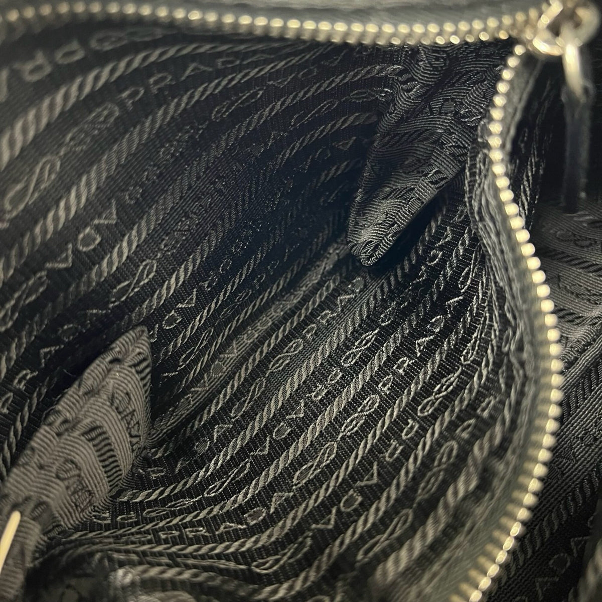 Prada Black Nylon Leather Handbag Shoulder Bag (Pre-Owned)