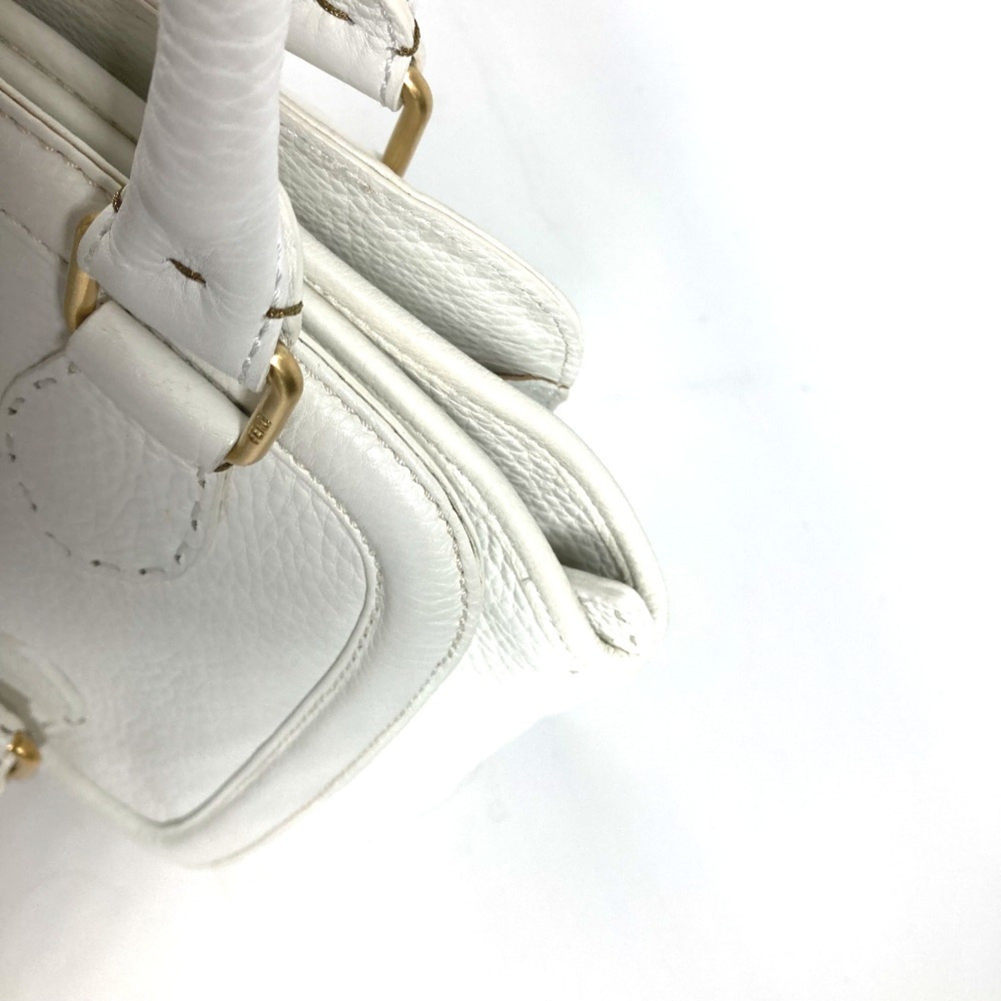 Fendi White Leather Shoulder Bag Tote Bag (Pre-Owned)