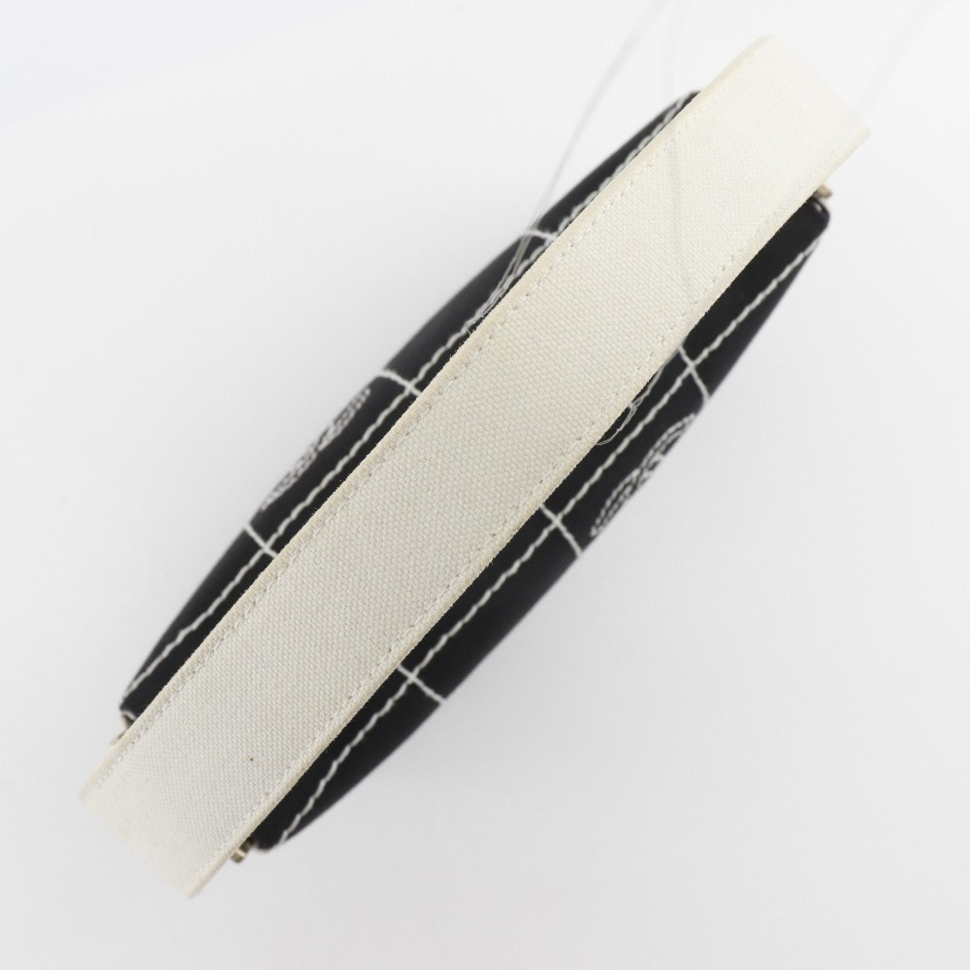 Chanel Chocolate Bar Black Canvas Shoulder Bag (Pre-Owned)