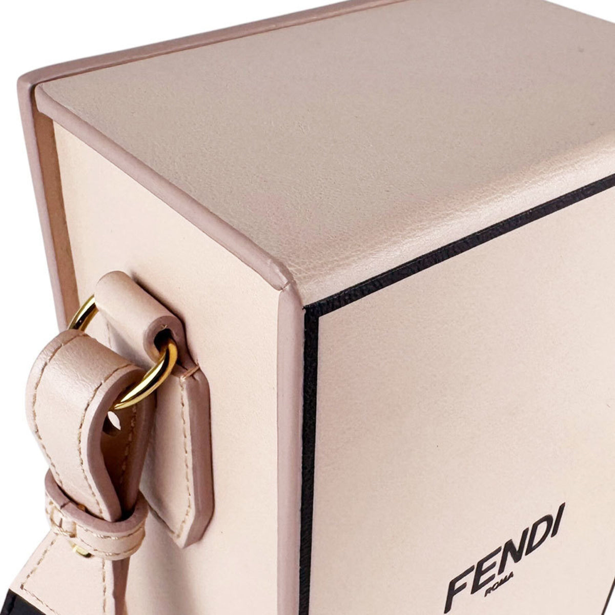 Fendi Pink Beige Leather Shoulder Bag (Pre-Owned)