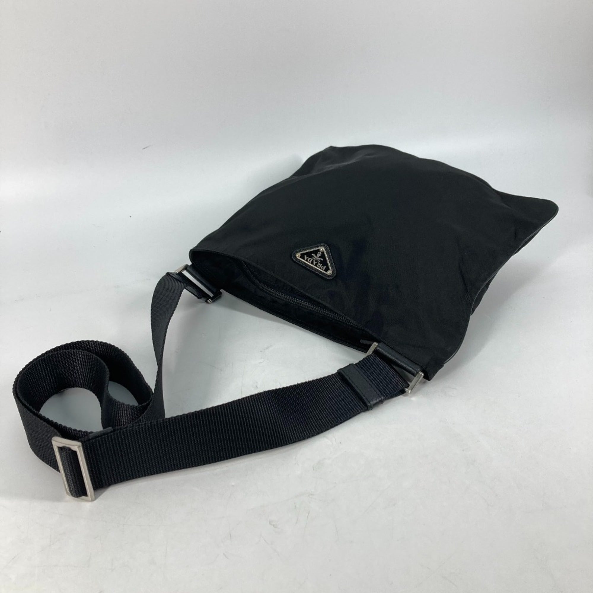 Prada Black Cloth Shoulder Bag (Pre-Owned)