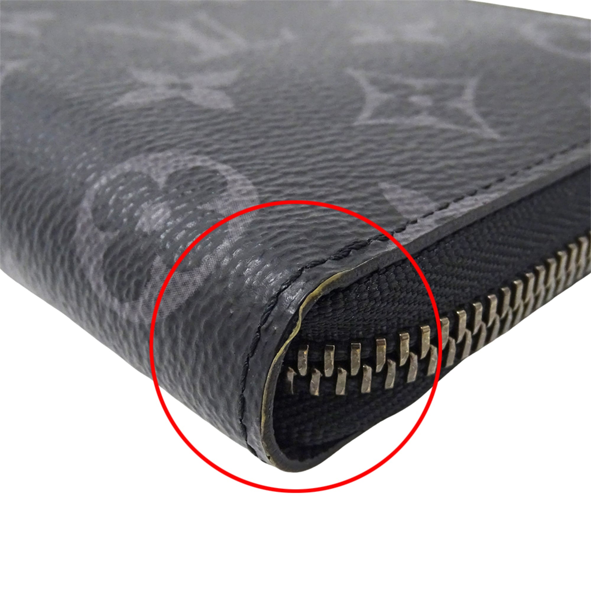Louis Vuitton Black Monogram Eclipse Long Wallet (Bi-Fold) (Pre-Owned)
