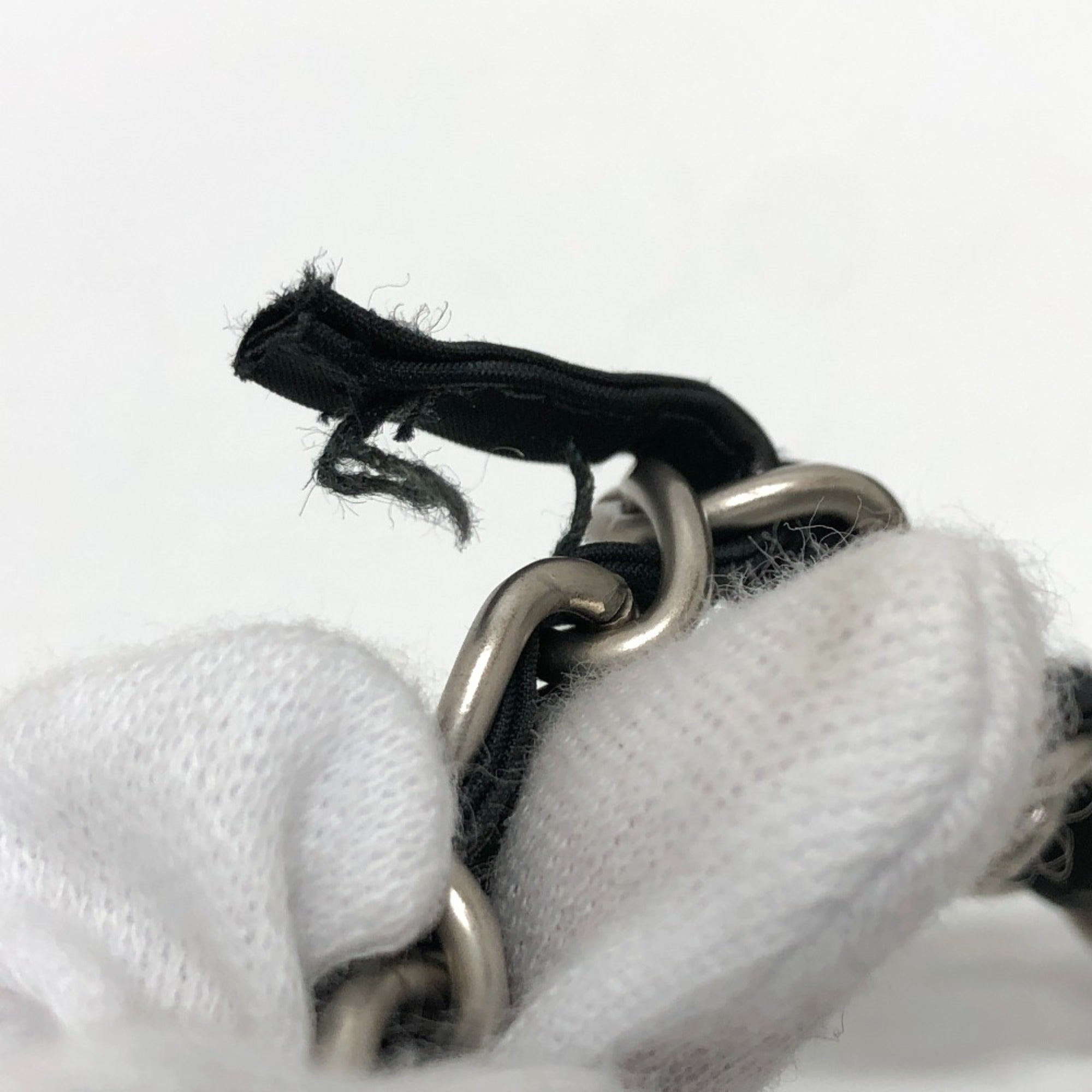 Chanel Black Cloth Shoulder Bag (Pre-Owned)