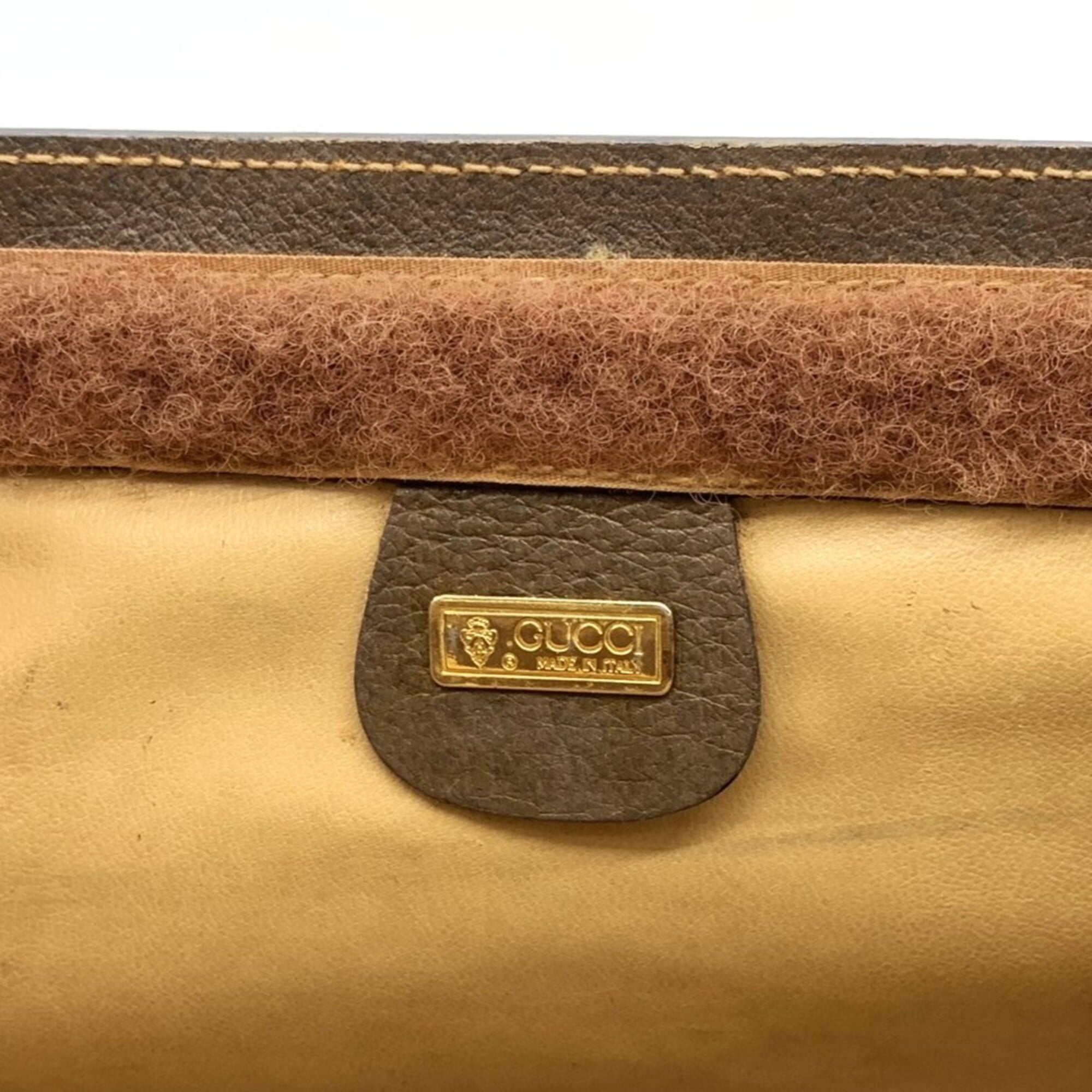 Gucci Brown Clutch Bag (Pre-Owned)
