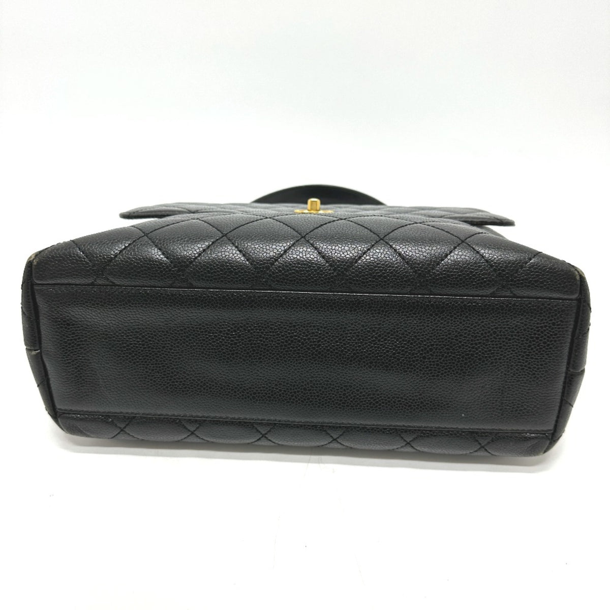 Chanel Black Leather Handbag (Pre-Owned)