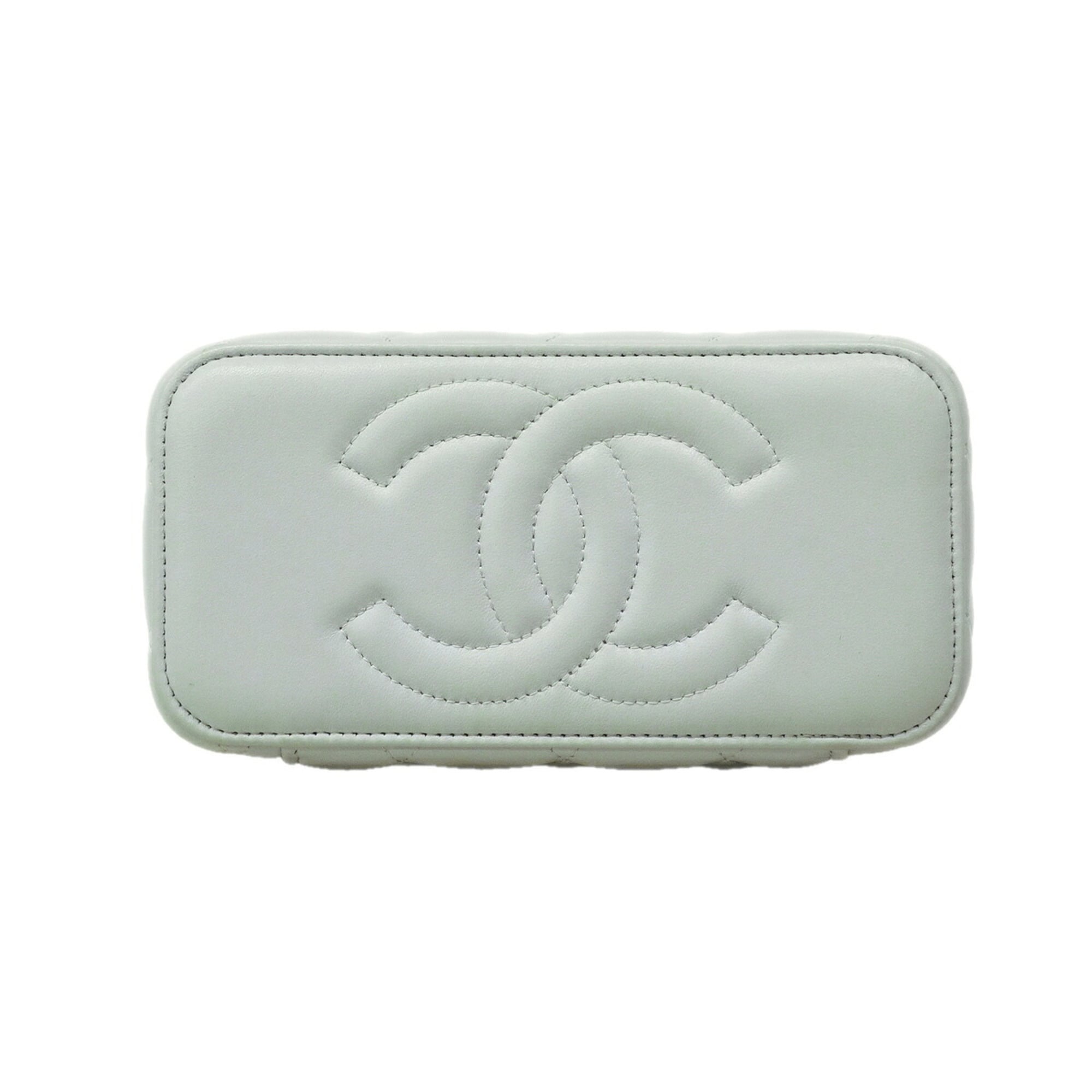 Chanel Sky Blue Leather Vanity Bag (Pre-Owned)