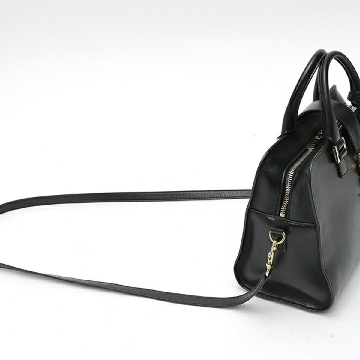 Saint Laurent Black Leather Shoulder Bag (Pre-Owned)