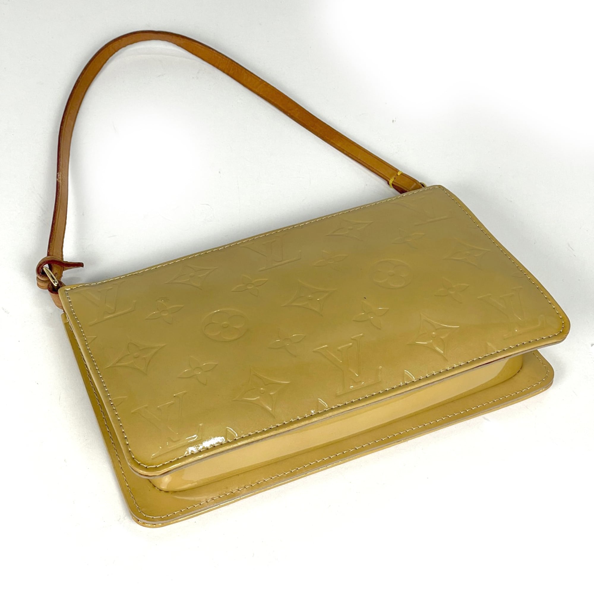 Louis Vuitton Beige Monogram Vernis Pouch (Pre-Owned)