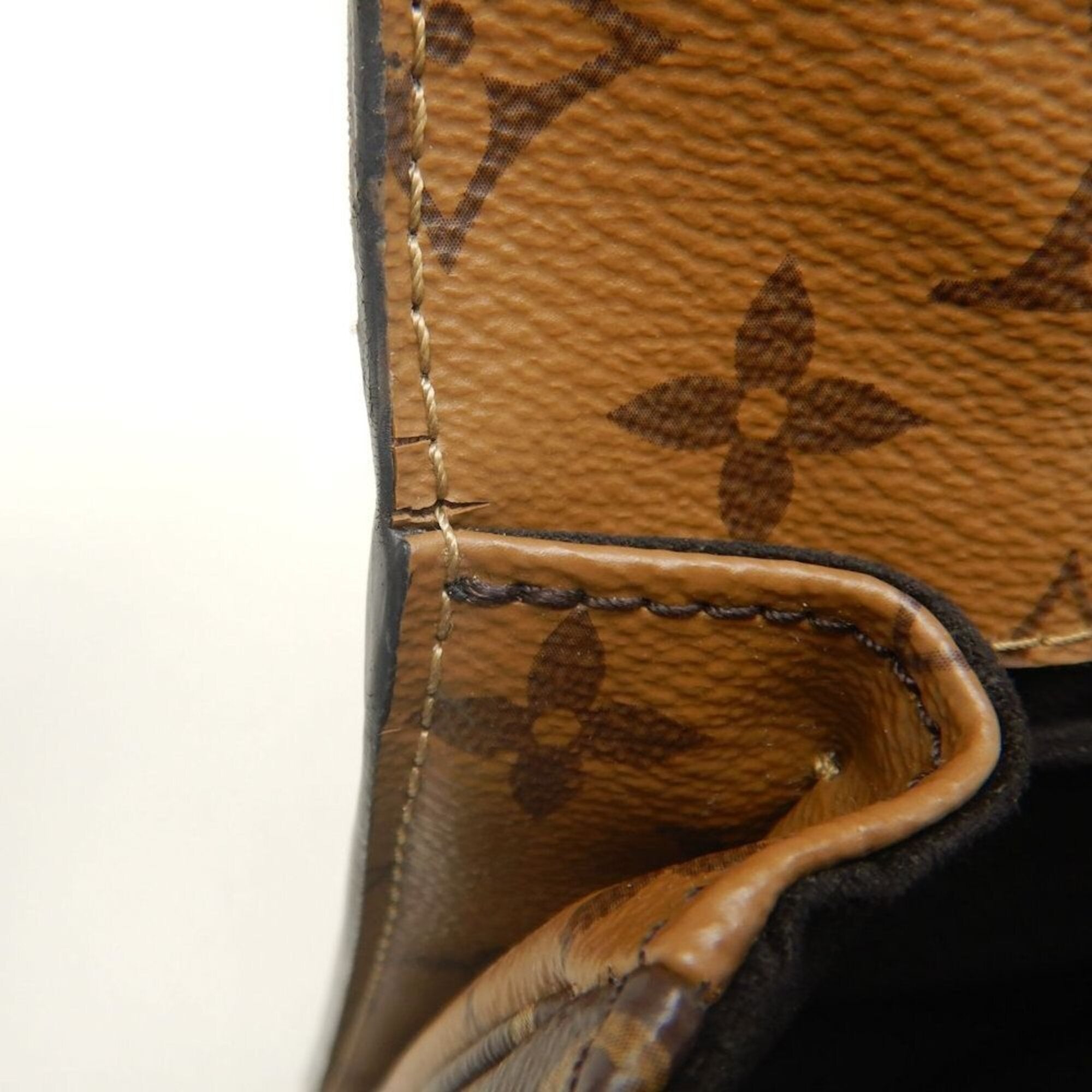 Louis Vuitton Brown Monogram Handbag (Pre-Owned)