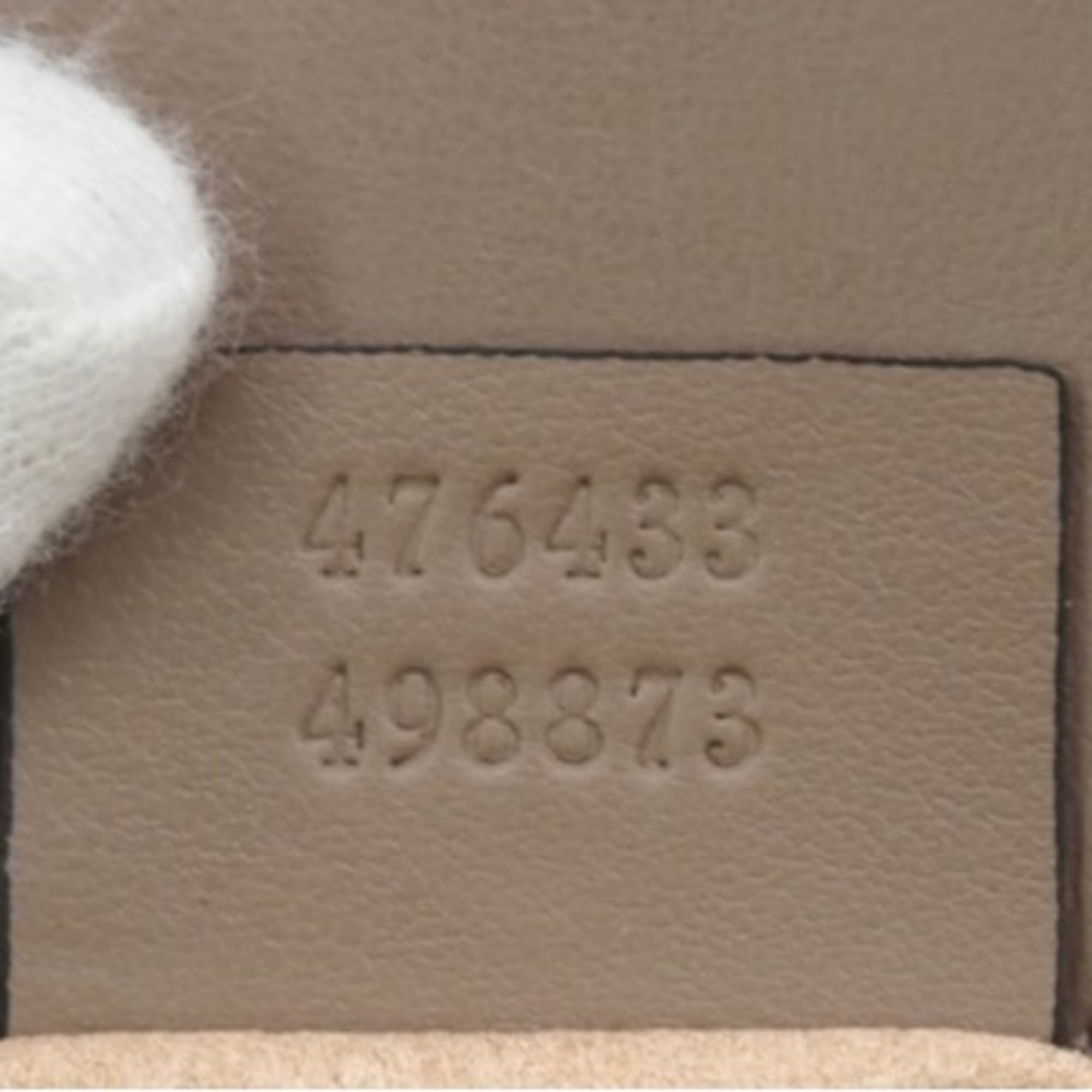 Gucci Beige Leather Shoulder Bag (Pre-Owned)