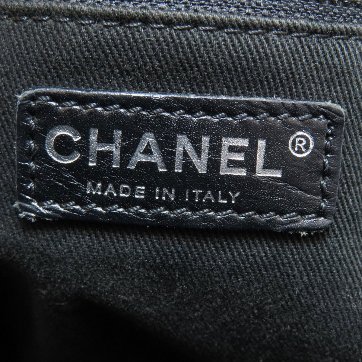 Chanel Matelasse Black Leather Tote Bag (Pre-Owned)