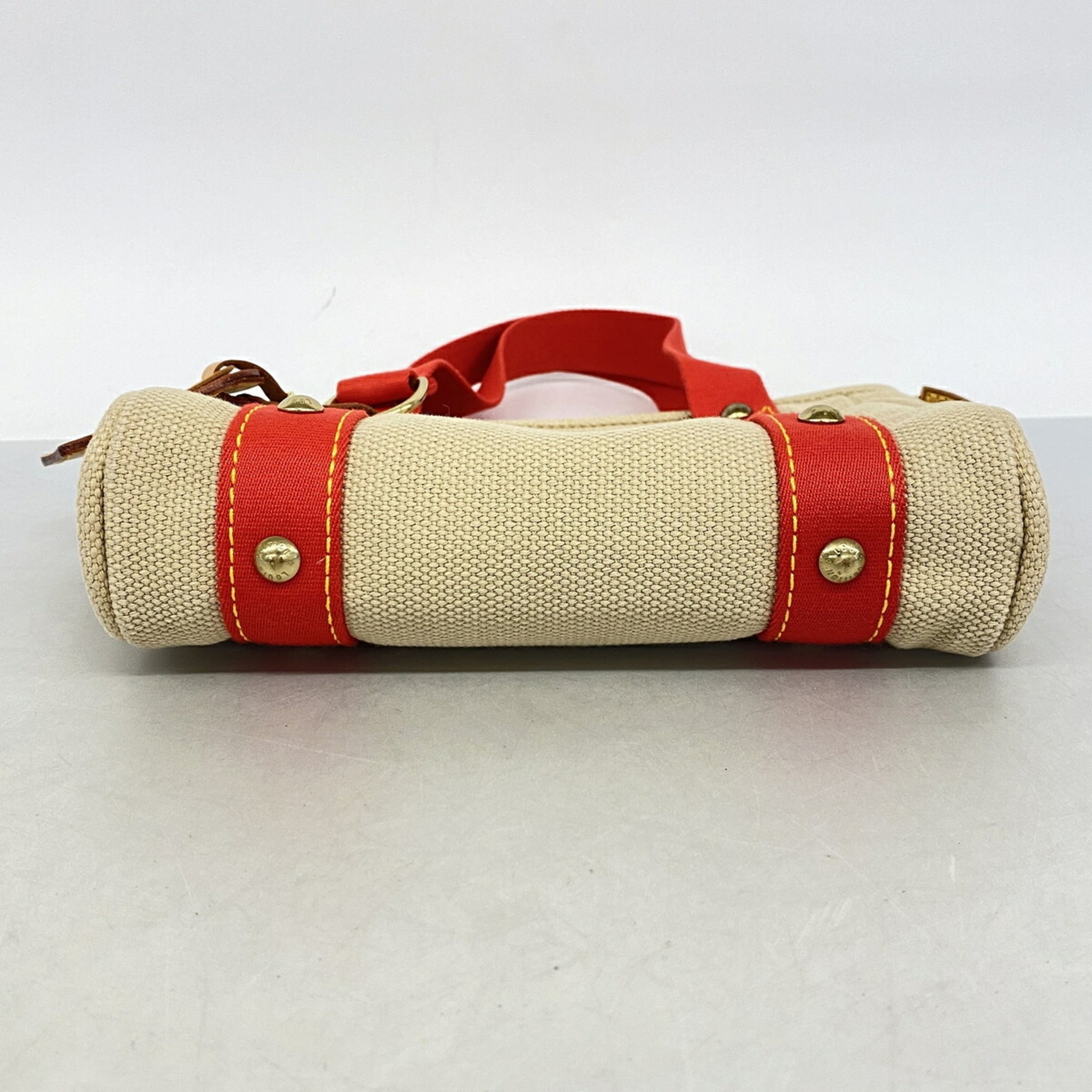 Louis Vuitton Beige Handbag (Pre-Owned)