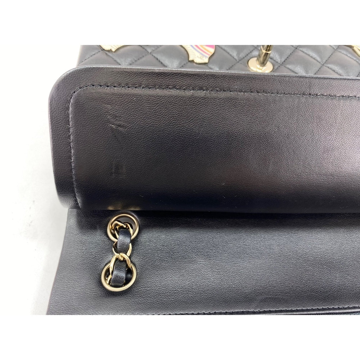 Chanel Black Shoulder Bag (Pre-Owned)