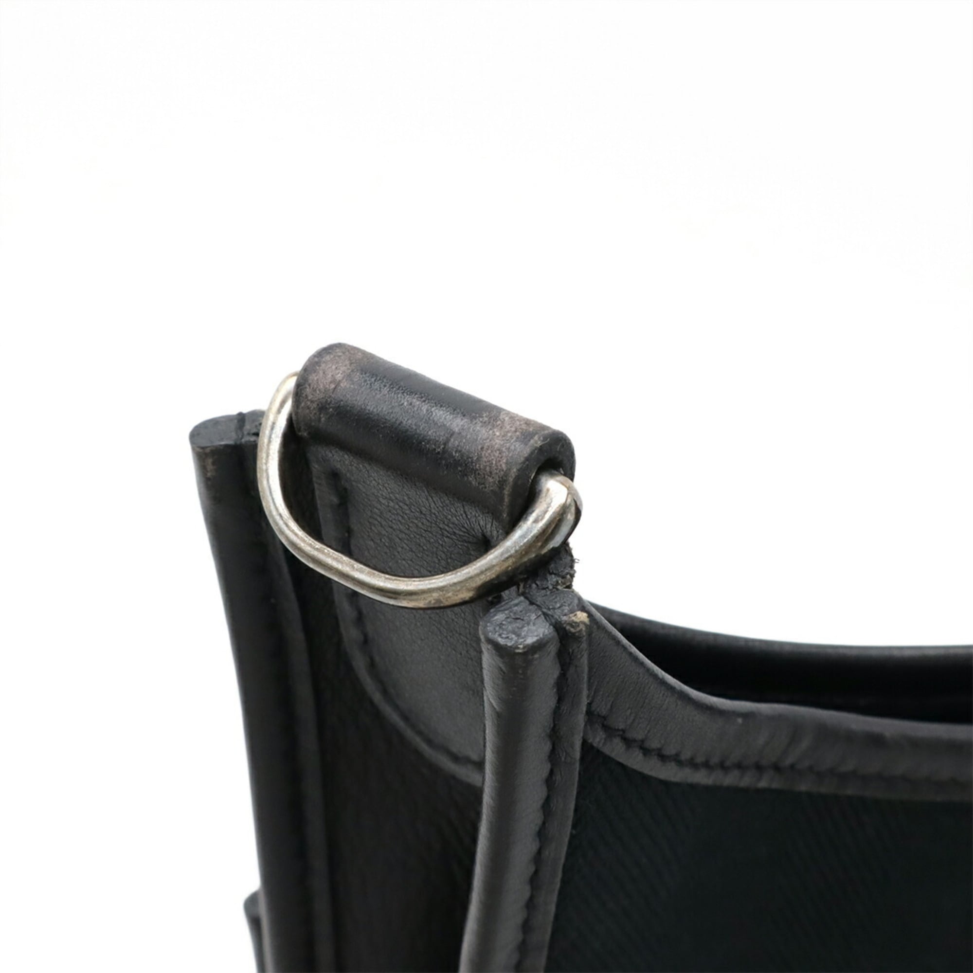Hermes Black Toile H Leather Shoulder Bag (Pre-Owned)