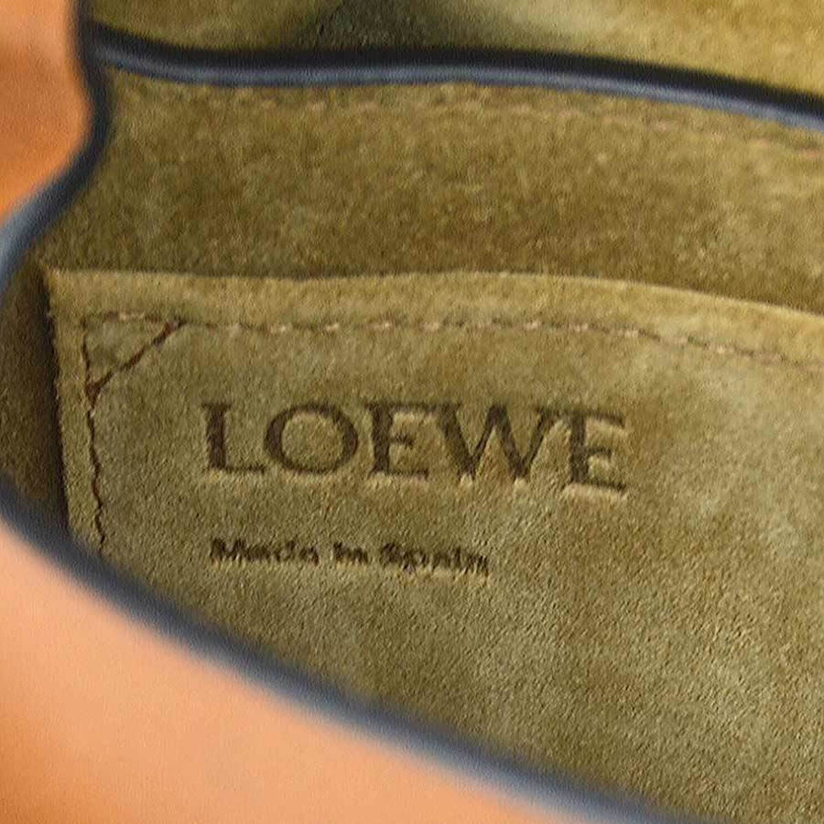 Loewe Brown Leather Shoulder Bag (Pre-Owned)