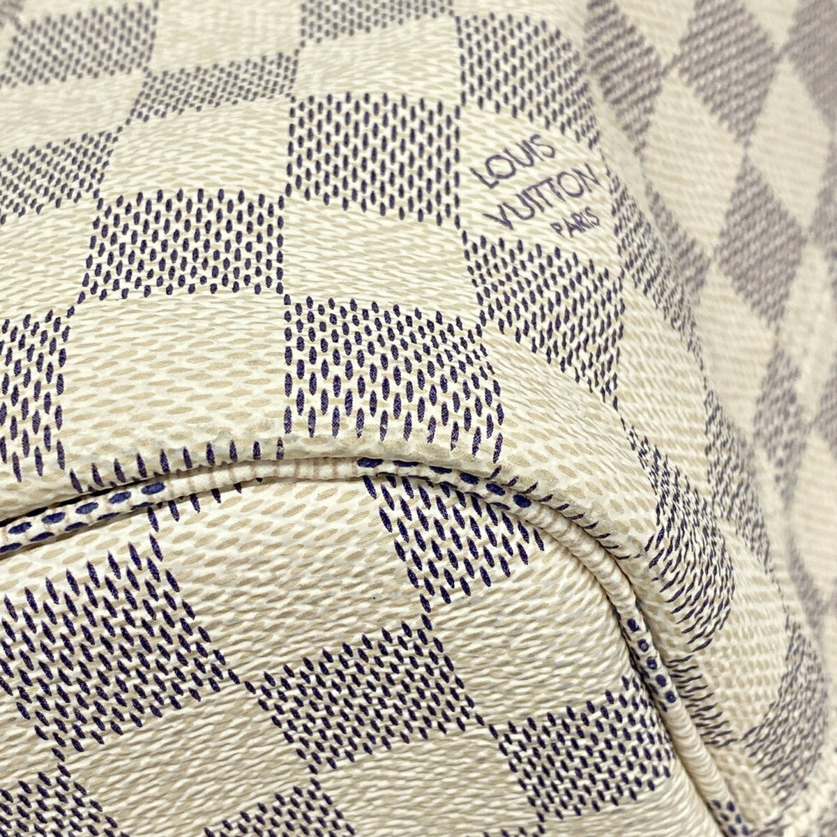 Louis Vuitton Rose Ballerine White Tote Bag (Pre-Owned)