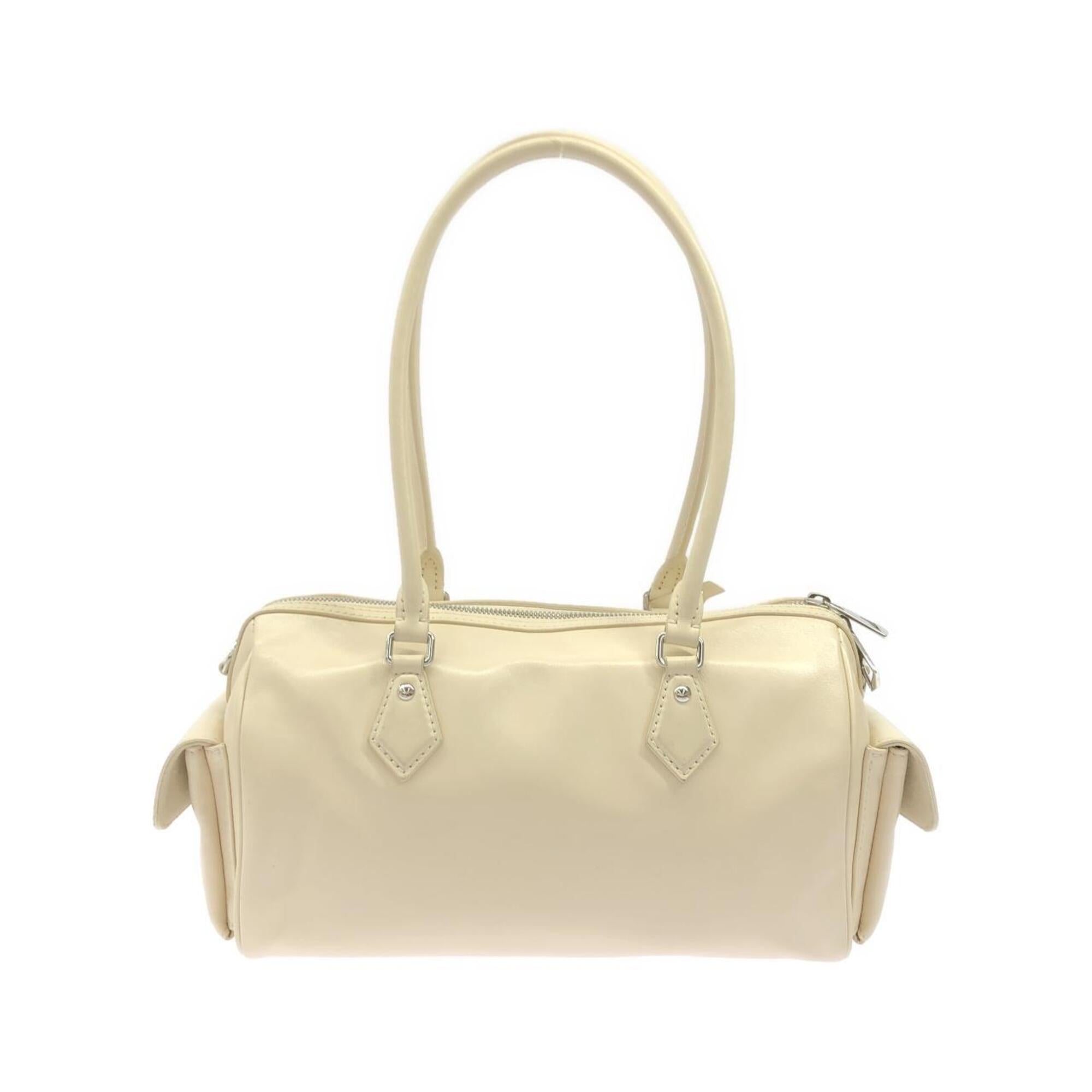 Louis Vuitton Ivory White Leather Shoulder Bag (Pre-Owned)