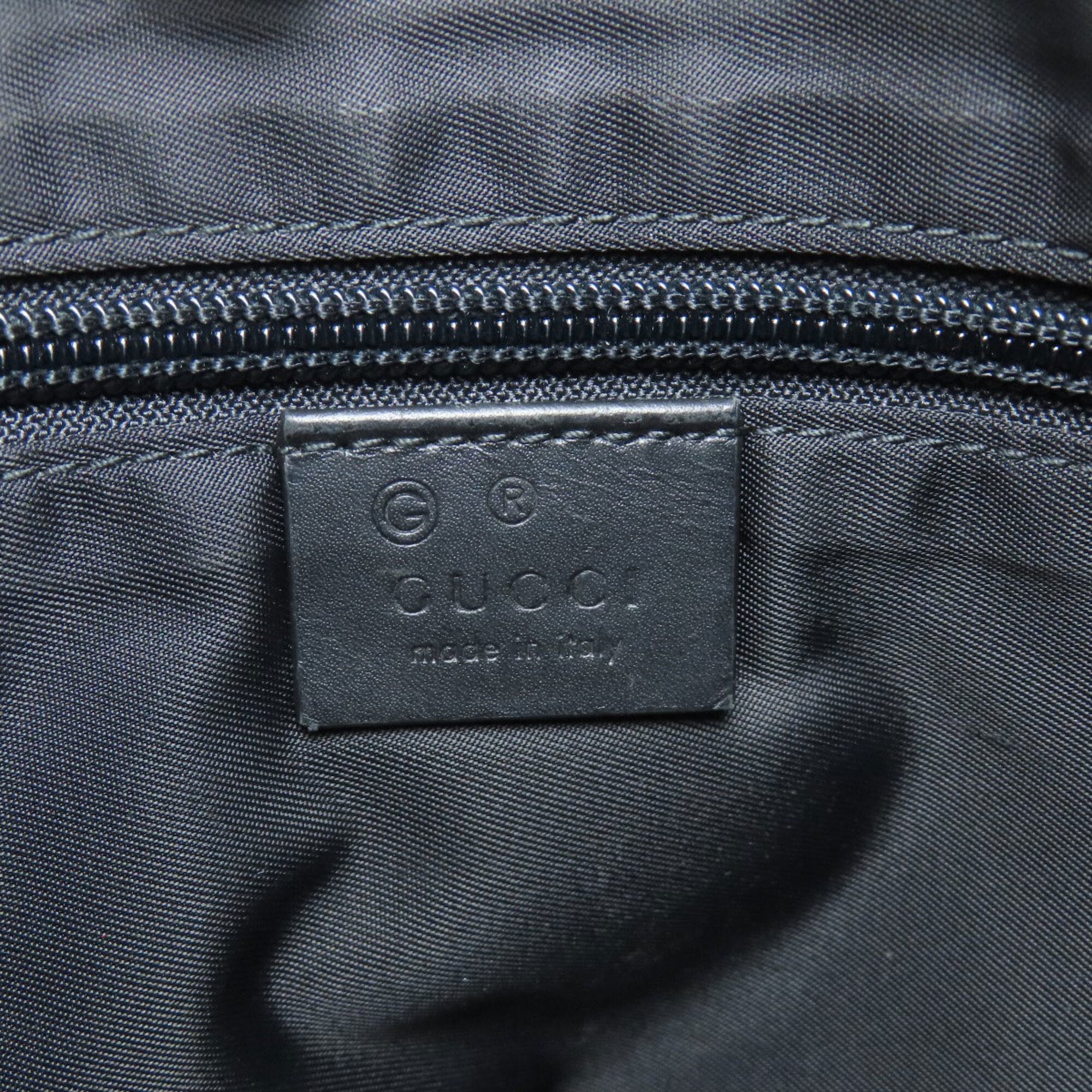 Gucci Black Canvas Shoulder Bag (Pre-Owned)