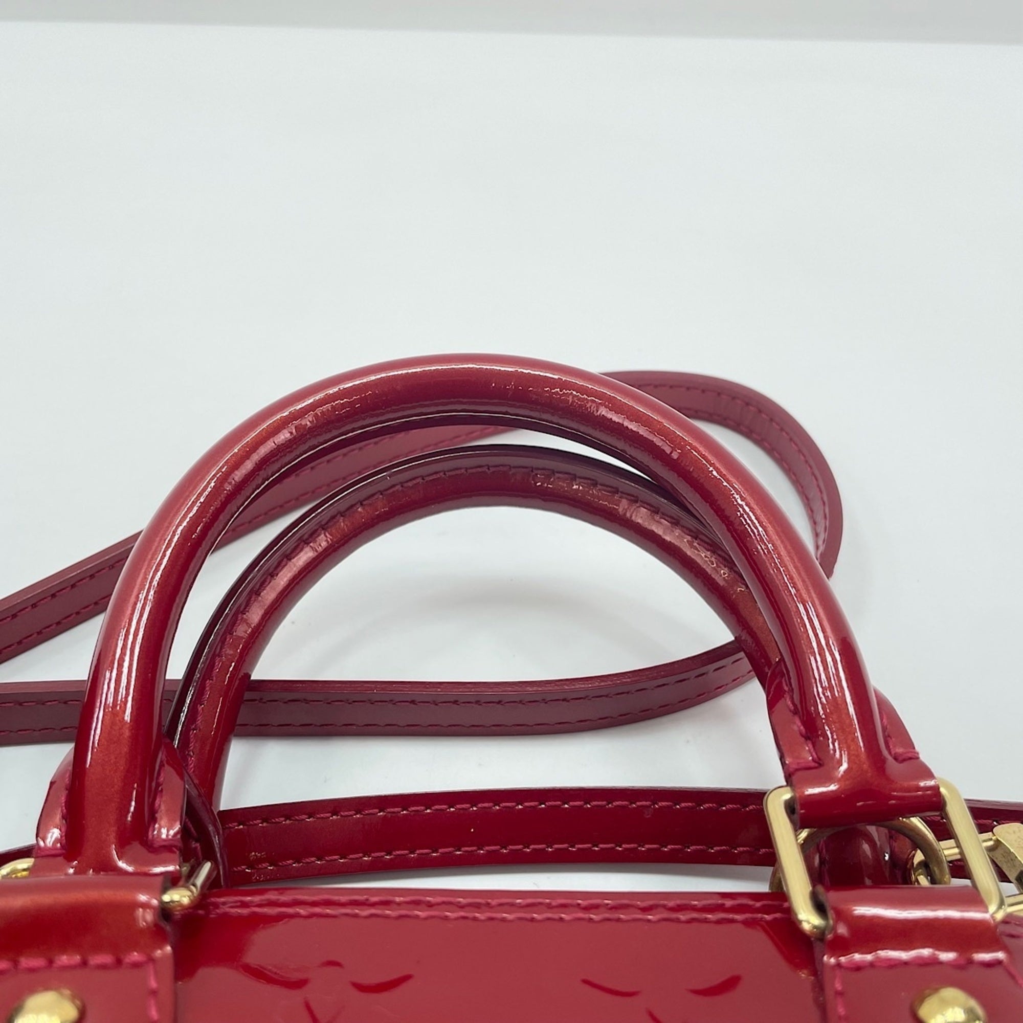 Louis Vuitton Red Color Handbag (Pre-Owned)