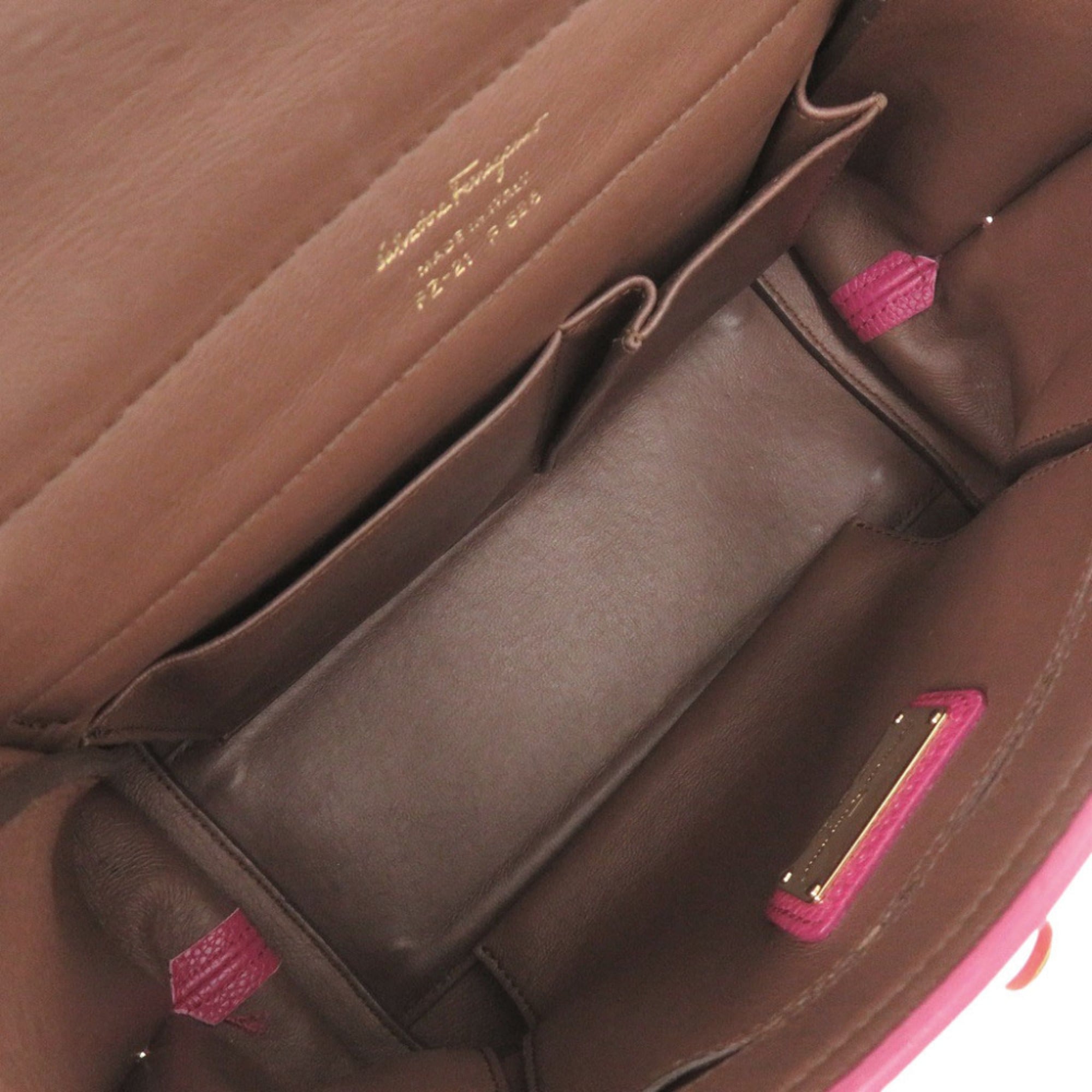 Salvatore Ferragamo Pink Leather Handbag Shoulder Bag (Pre-Owned)