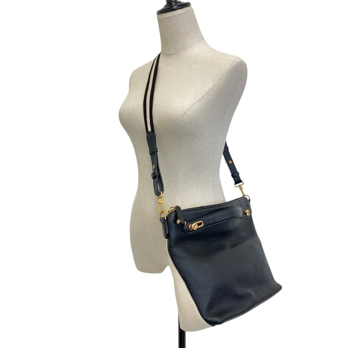 Bally Black White Yellow Leather Handbag Shoulder Bag (Pre-Owned)
