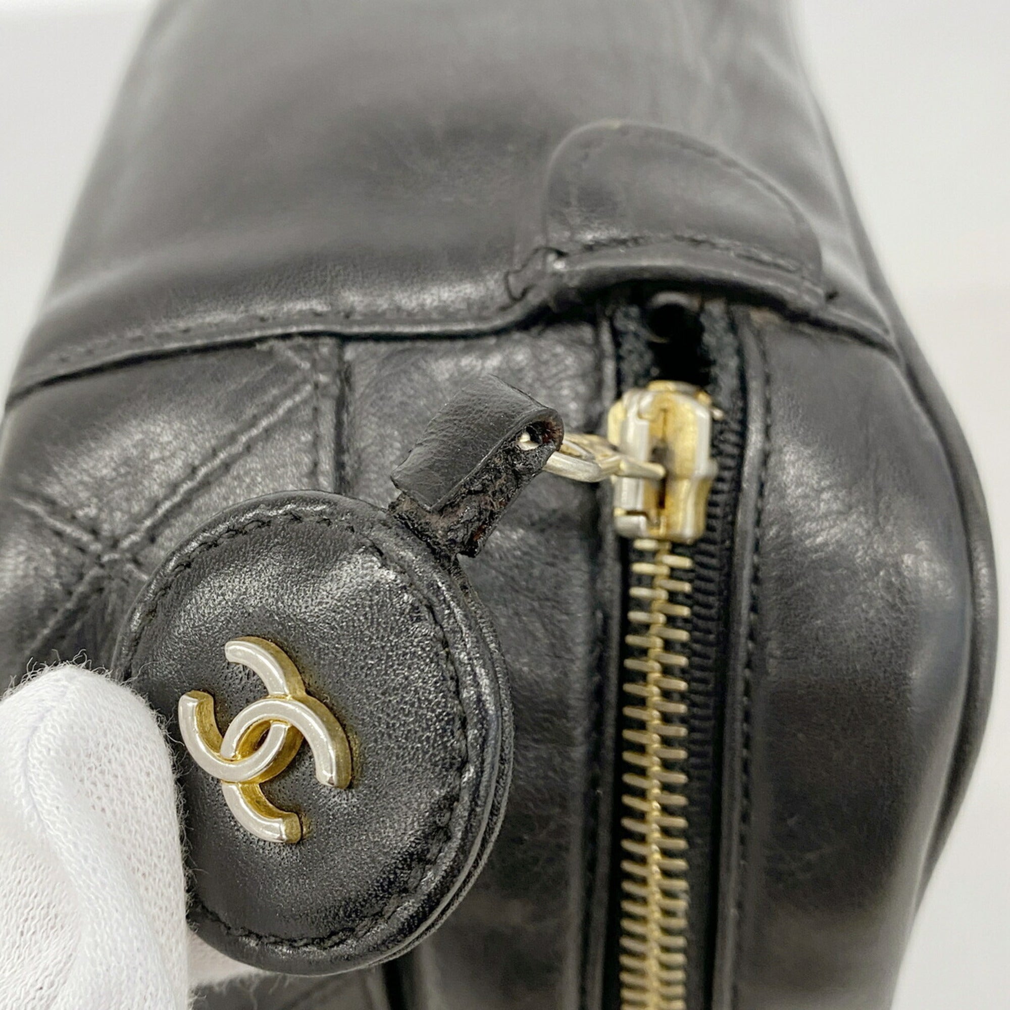 Chanel Black Leather Vanity Bag (Pre-Owned)