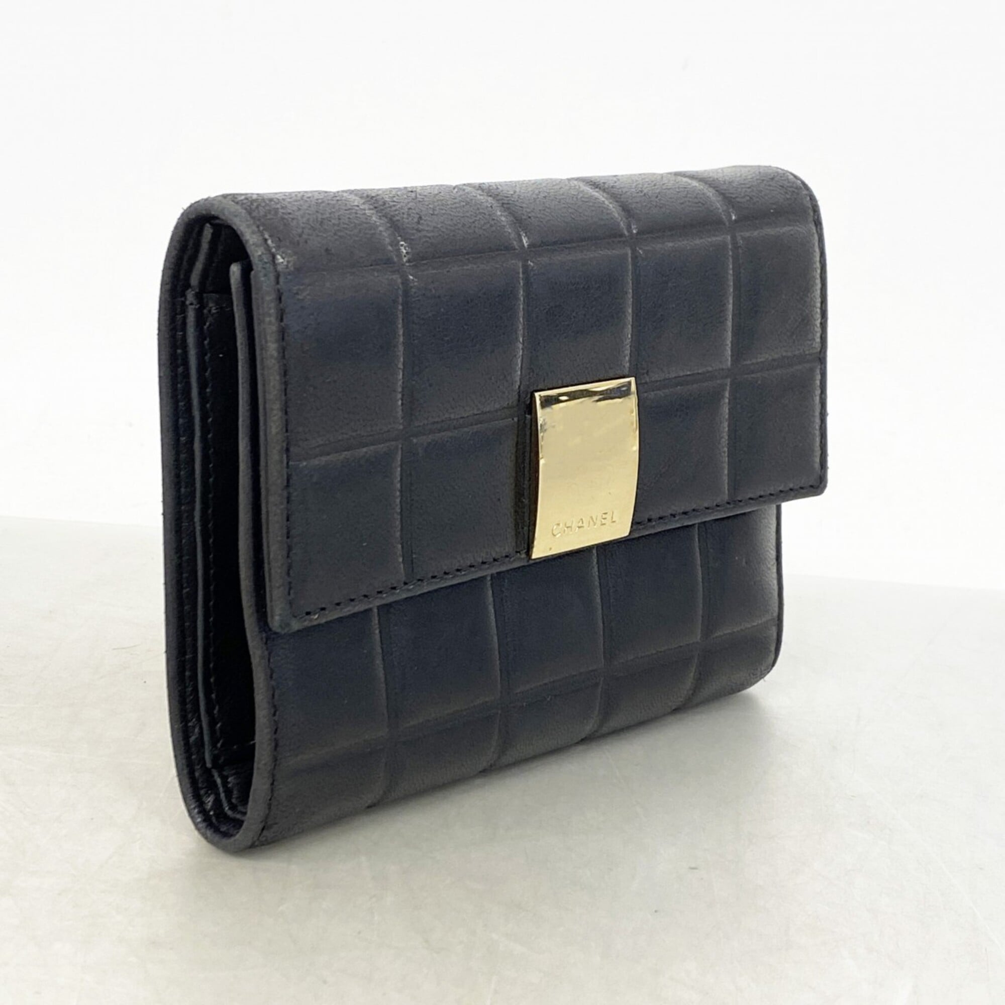 Chanel Black Leather Wallet (Tri-Fold) (Pre-Owned)