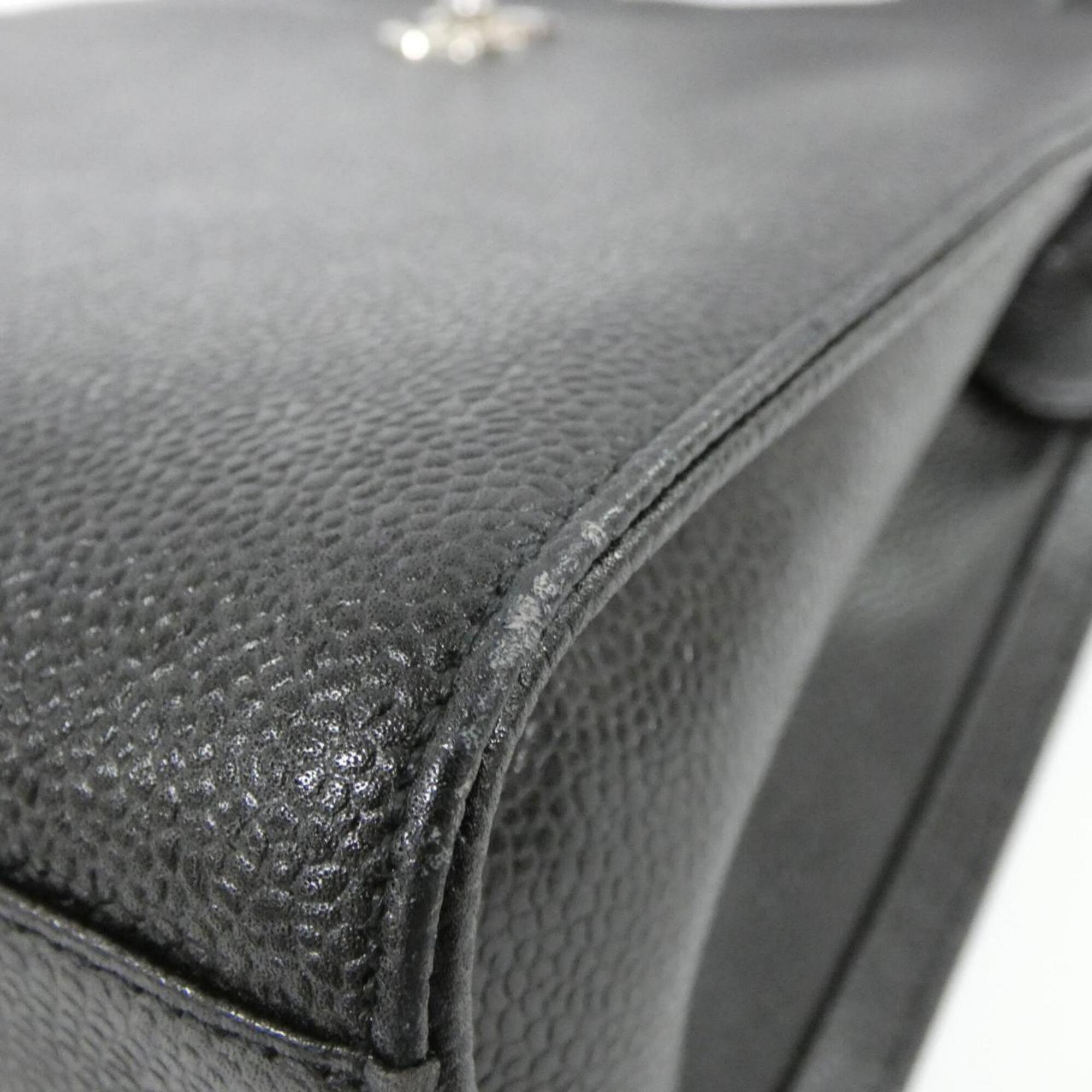 Chanel Black Grained Calfskin Shoulder Bag (Pre-Owned)
