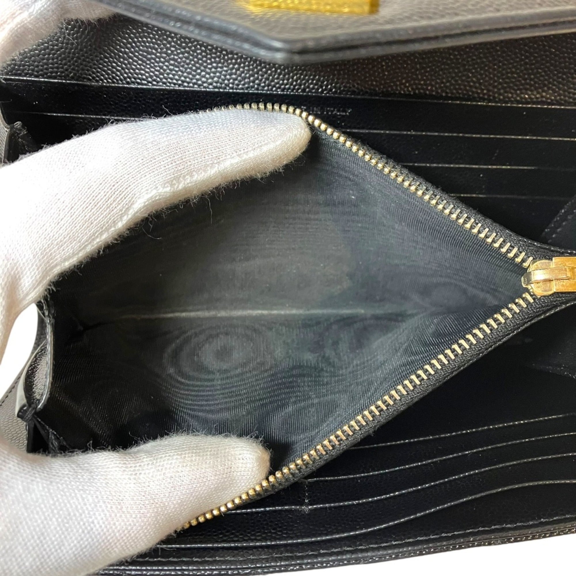 Saint Laurent Black Leather Long Wallet (Bi-Fold) (Pre-Owned)